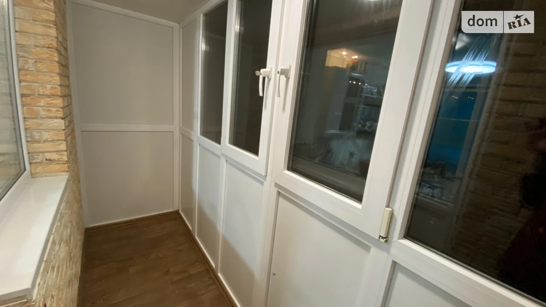 Продается 3-комнатная квартира 57 кв. м в Николаеве, ул. Генерала Алмазова(Генерала Карпенко), 45 - фото 2