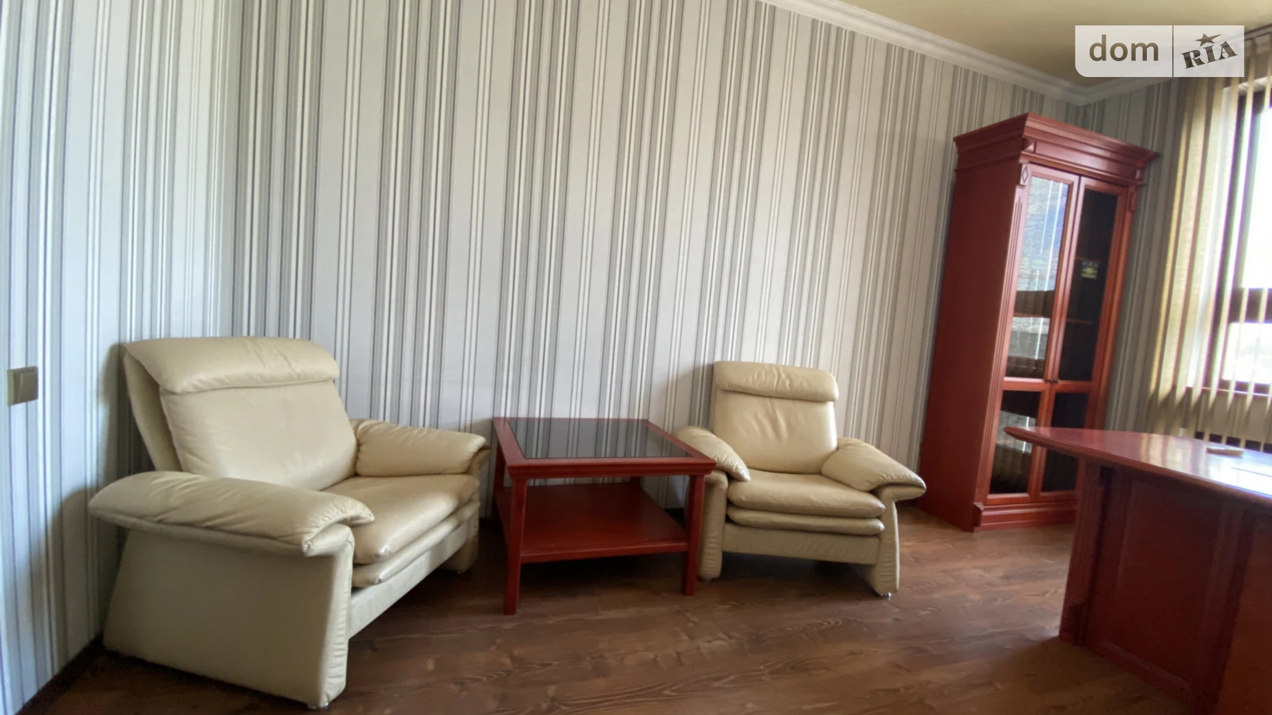 Сдается в аренду офис 180 кв. м в бизнес-центре, цена: 63000 грн - фото 4