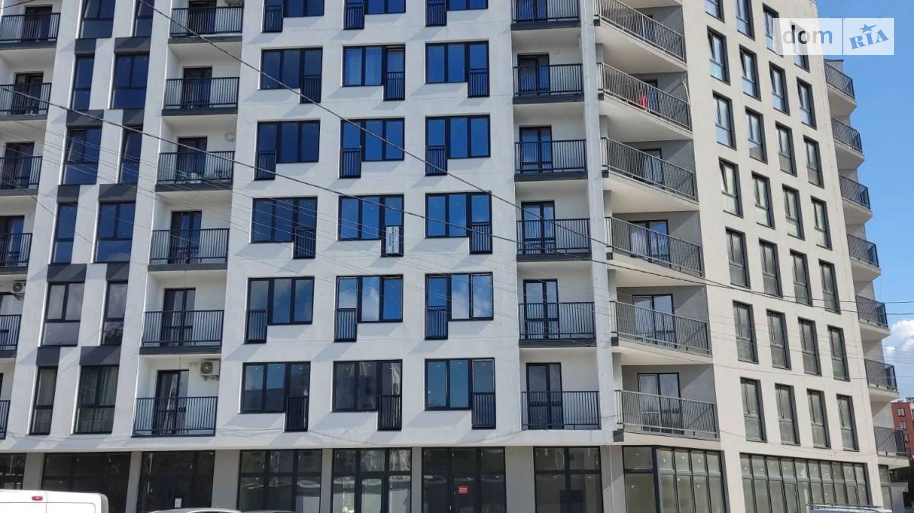 Продается 1-комнатная квартира 43 кв. м в Львове, ул. Леонида Перфецкого, 6 - фото 2