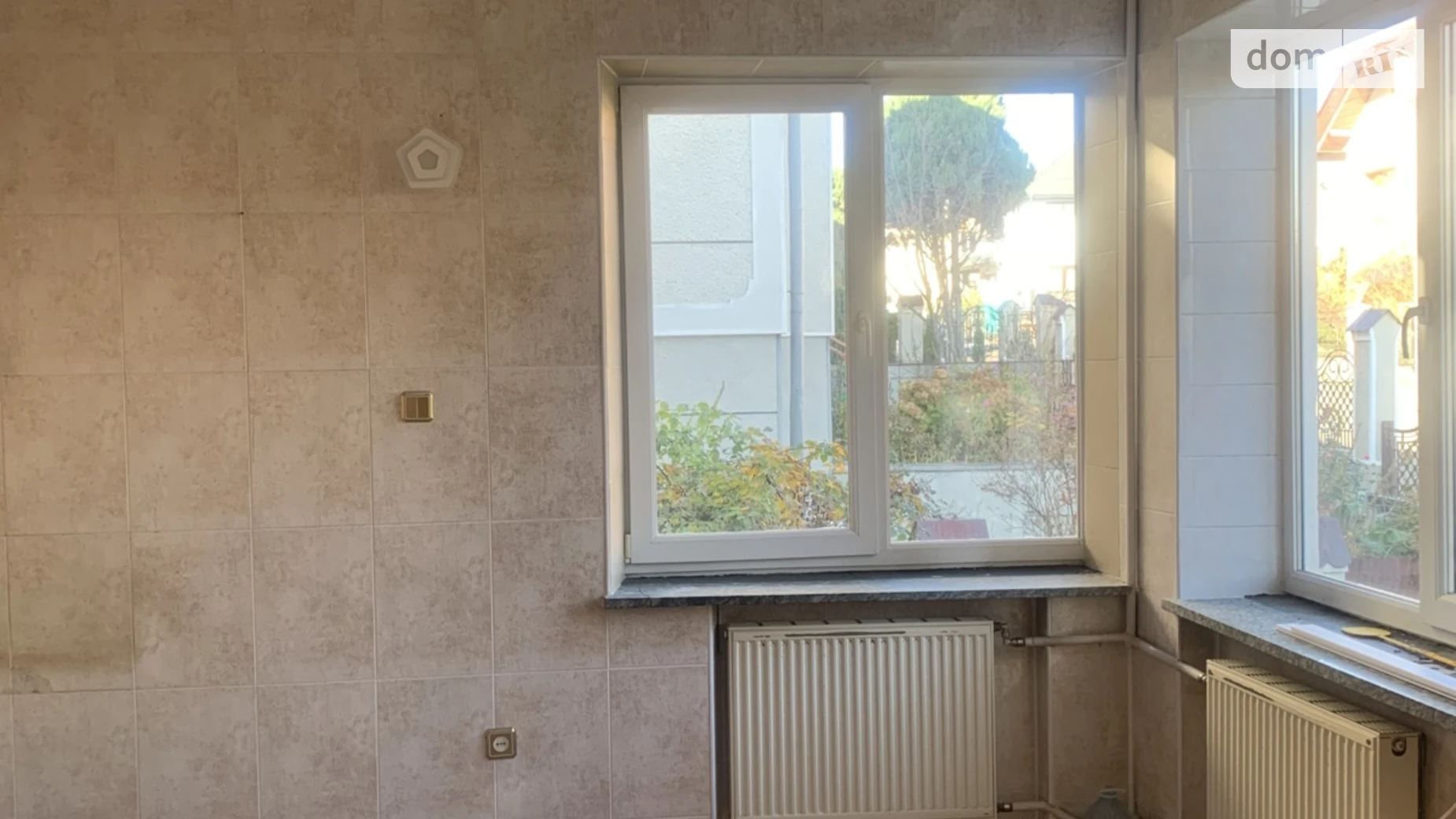 Продается дом на 2 этажа 300 кв. м с балконом, цена: 173000 $ - фото 3