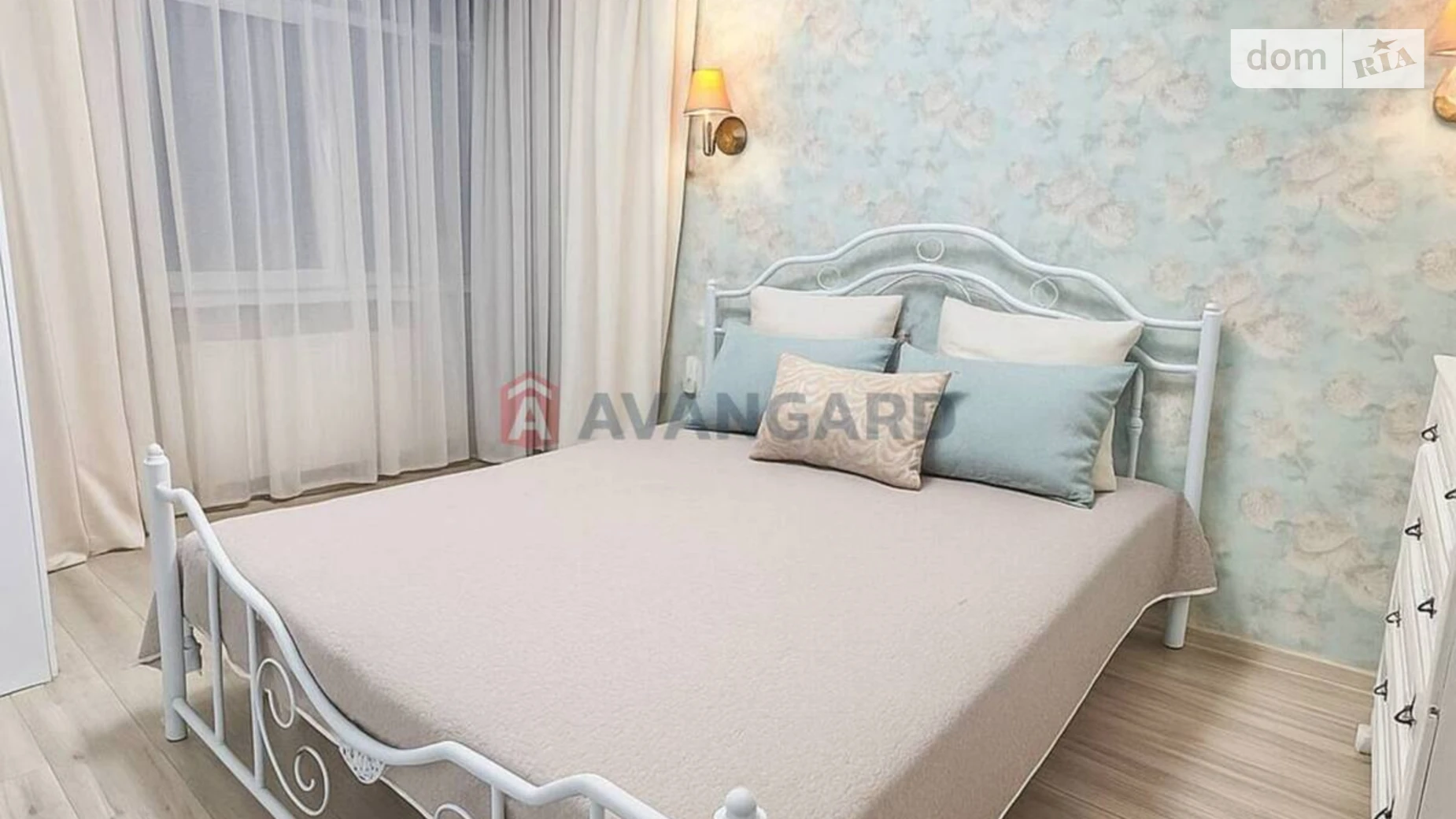 Продается 3-комнатная квартира 83 кв. м в Киеве, просп. Европейского Союза(Правды), 43Б - фото 2