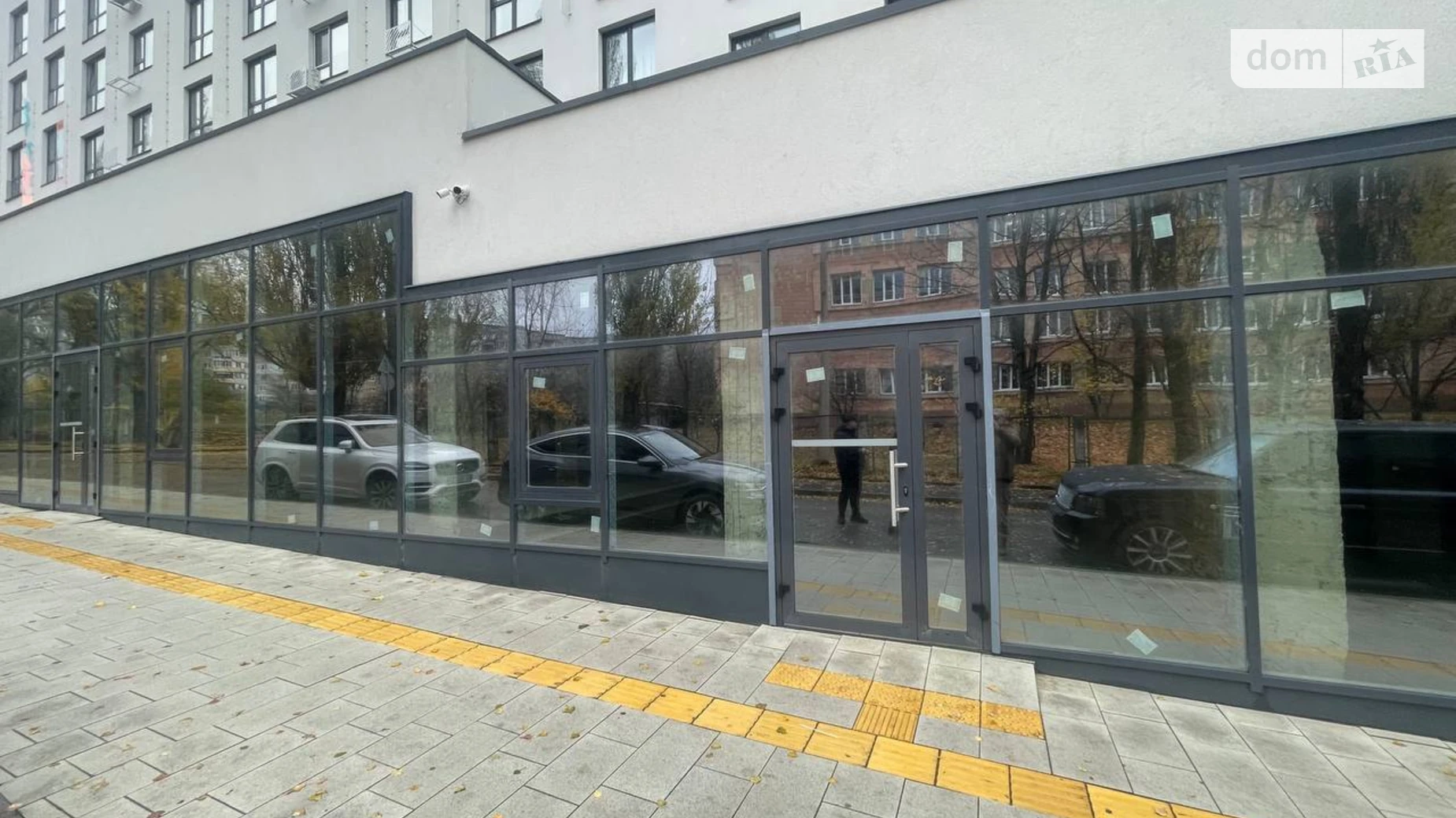 Продается помещения свободного назначения 243 кв. м в 9-этажном здании, цена: 195000 $ - фото 2