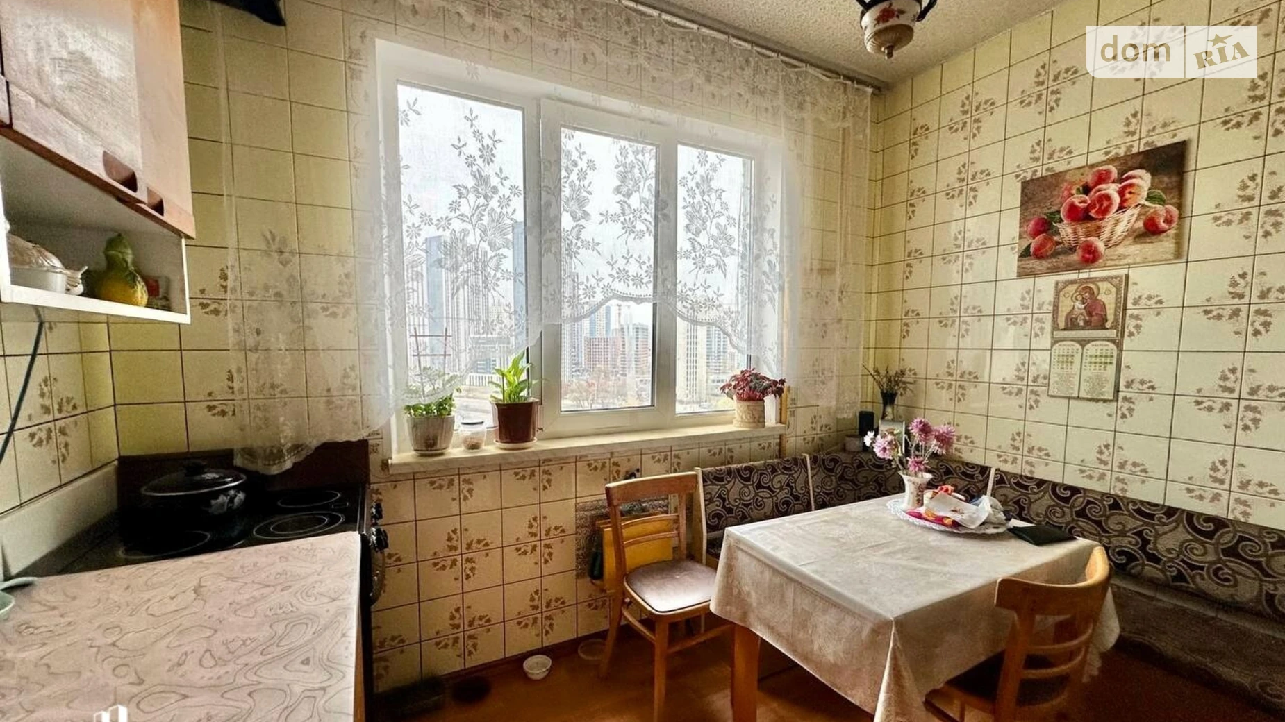 Продается 3-комнатная квартира 75 кв. м в Киеве, ул. Академика Заболотного, 38 - фото 2