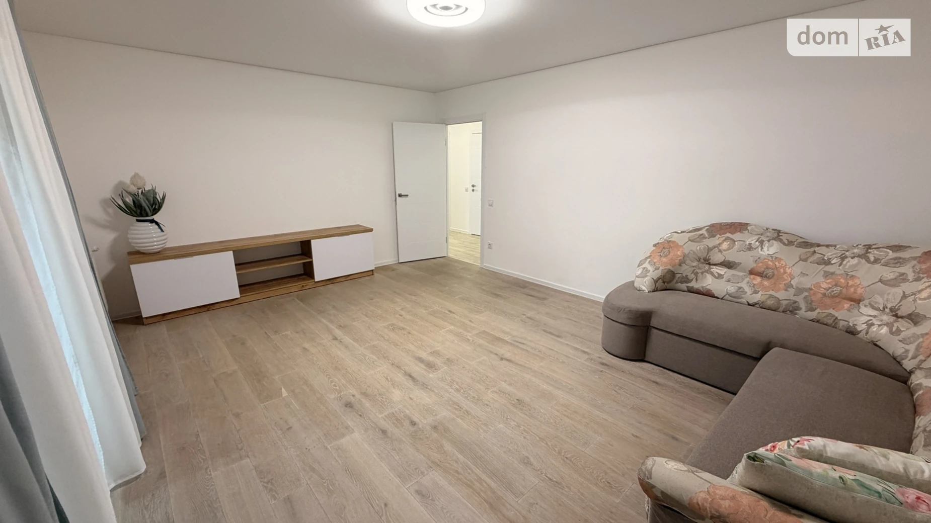 3-комнатная квартира 92 кв. м в Тернополе, ул. Выговского Гетмана - фото 3