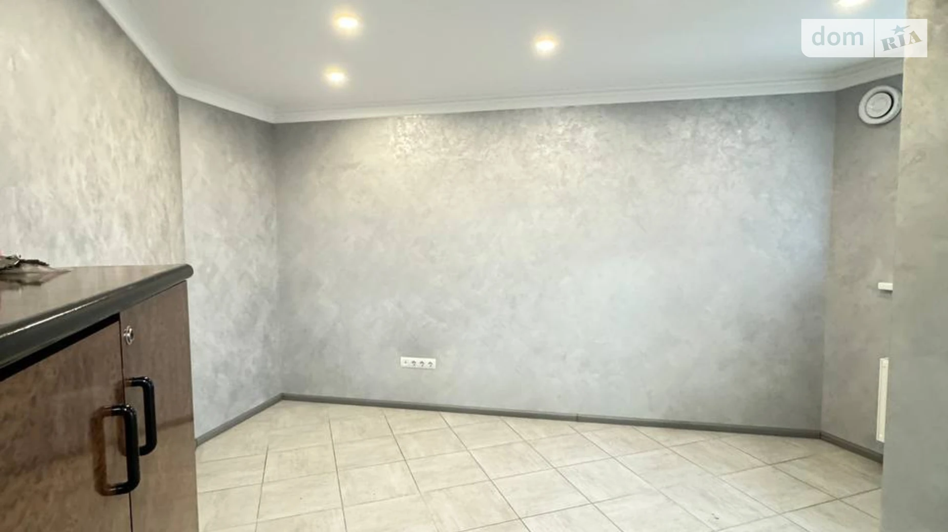 Сдается в аренду офис 85 кв. м в бизнес-центре, цена: 20000 грн - фото 3