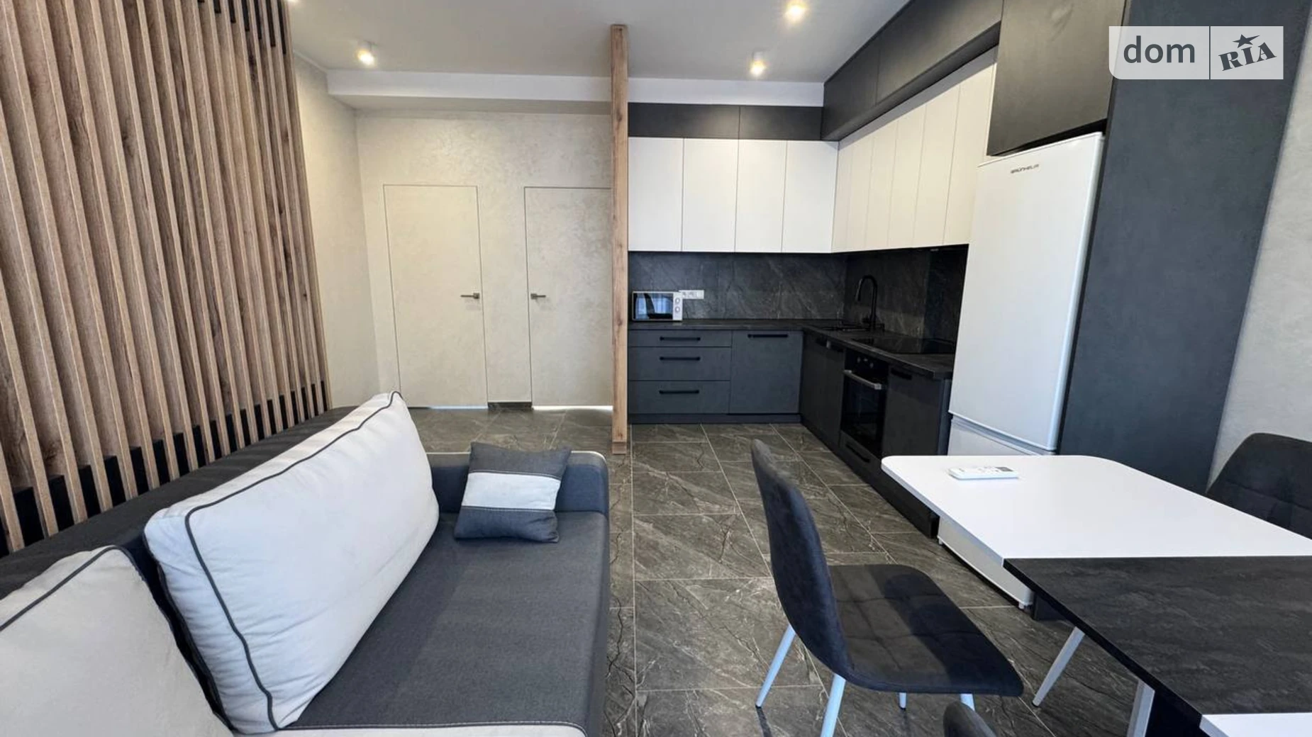 Продається частина будинку 70 кв. м з гаражем, цена: 129000 $ - фото 2