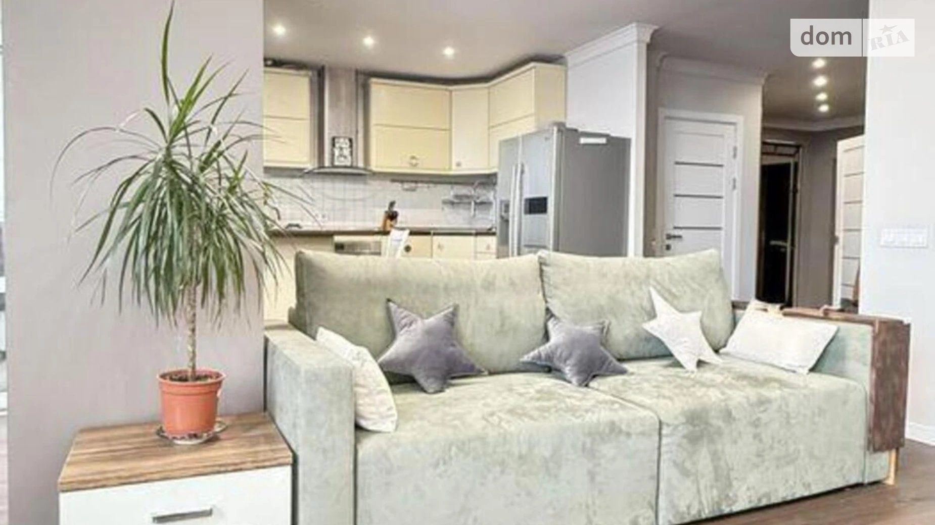 Продается 2-комнатная квартира 75 кв. м в Киеве, ул. Гетьмана Вадима, 1А - фото 2