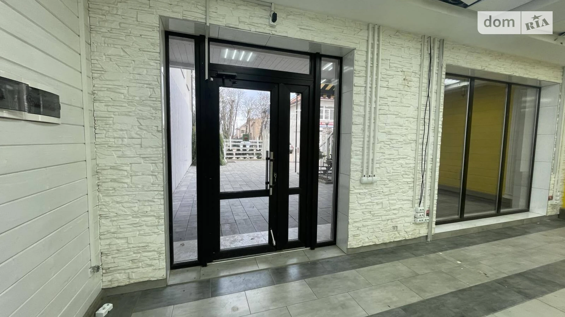 Сдается в аренду помещения свободного назначения 215 кв. м в 2-этажном здании, цена: 49450 грн - фото 5