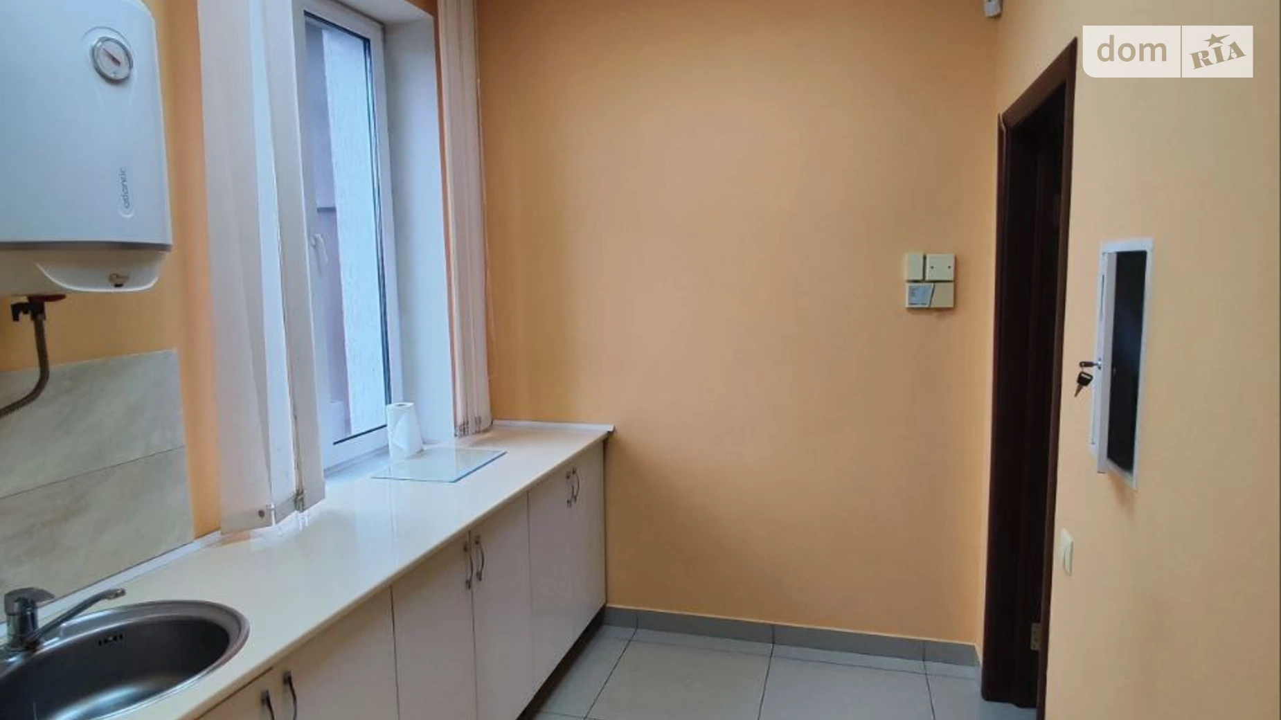 Сдается в аренду помещения свободного назначения 62 кв. м в 2-этажном здании, цена: 15500 грн - фото 4