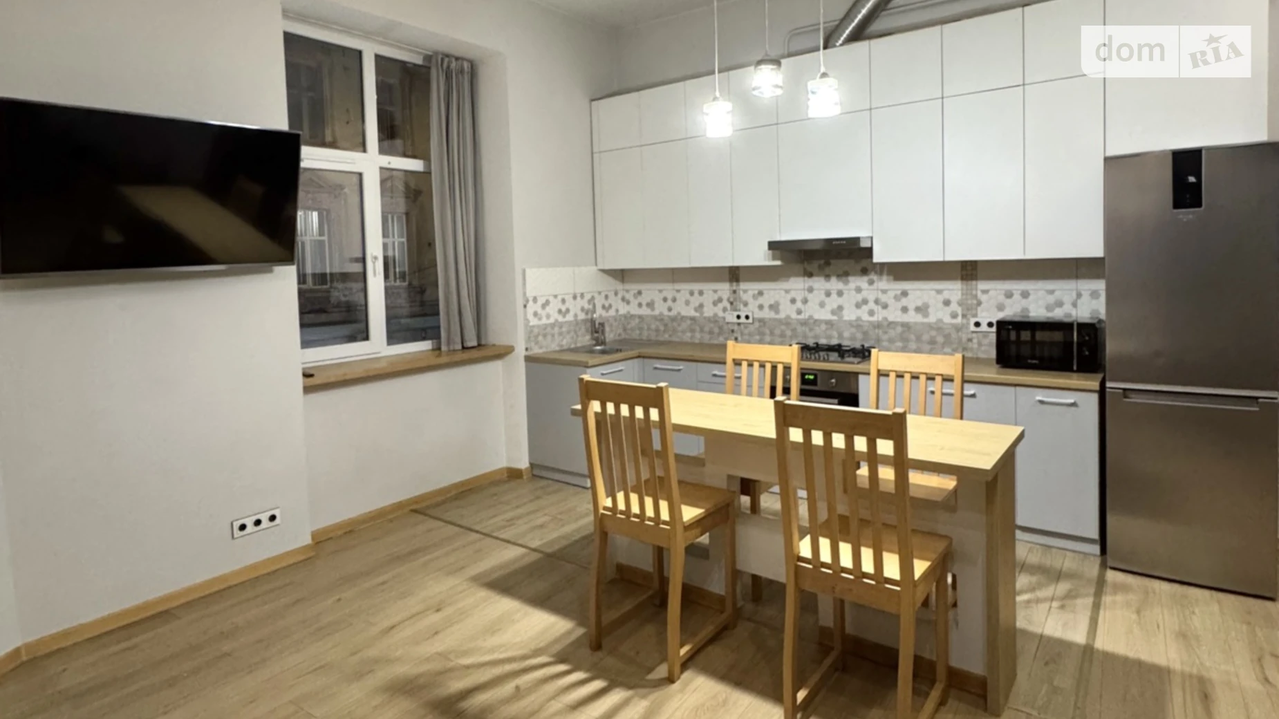 Сдается в аренду 1-комнатная квартира 45 кв. м в Львове, ул. Городоцкая, 141 - фото 2