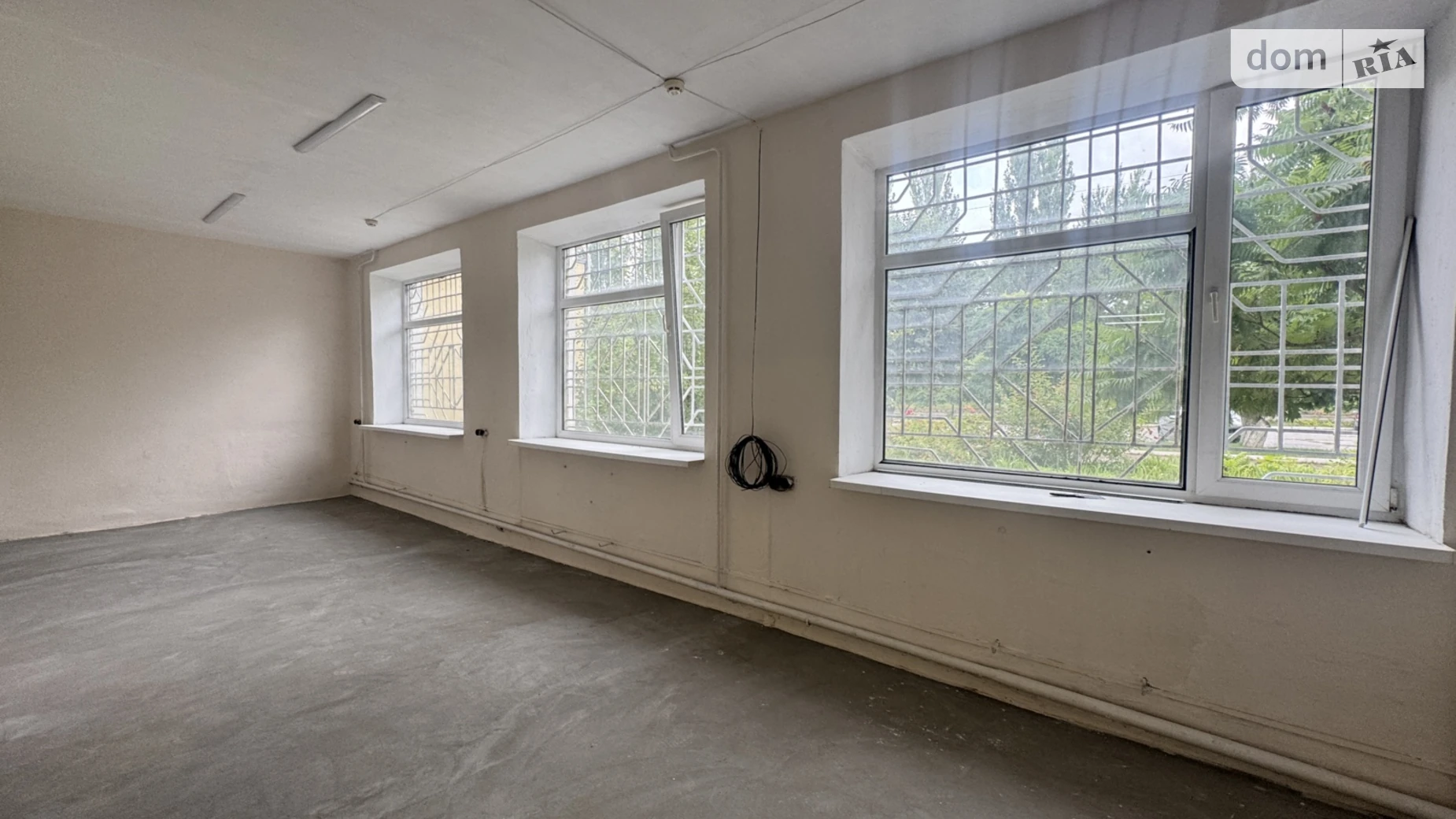 Продається приміщення вільного призначення 215 кв. м в 4-поверховій будівлі, цена: 190000 $ - фото 2