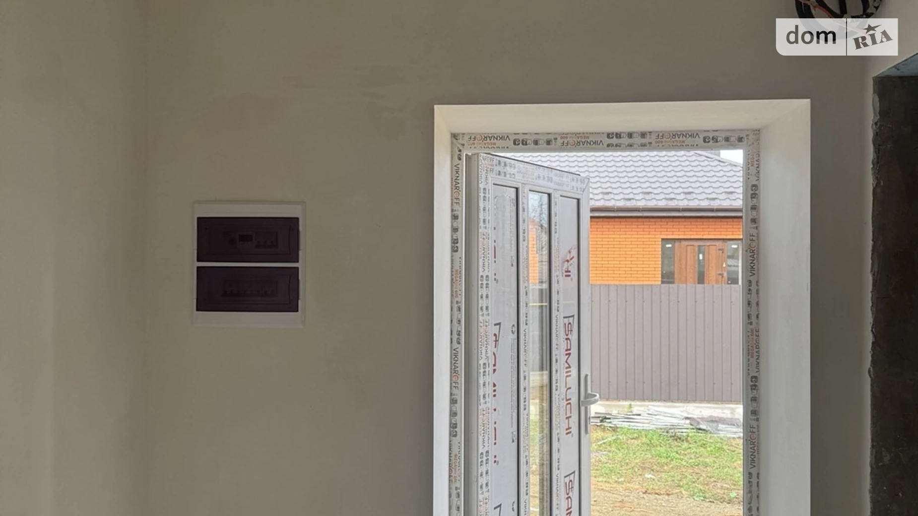 Продается одноэтажный дом 95 кв. м с бассейном, цена: 83000 $ - фото 2