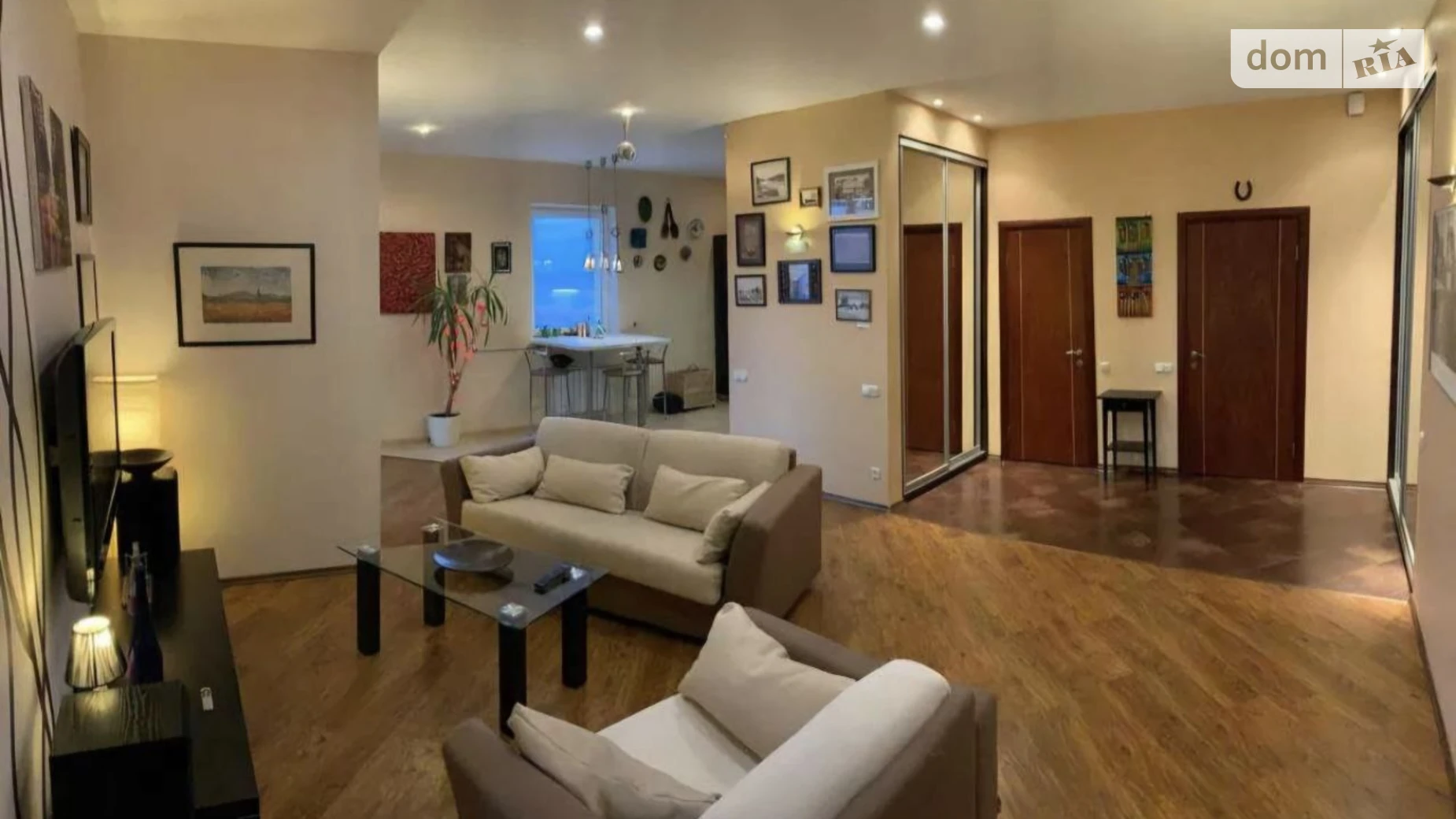 Продается 2-комнатная квартира 97.7 кв. м в Киеве, просп. Владимира Ивасюка, 12Є - фото 2