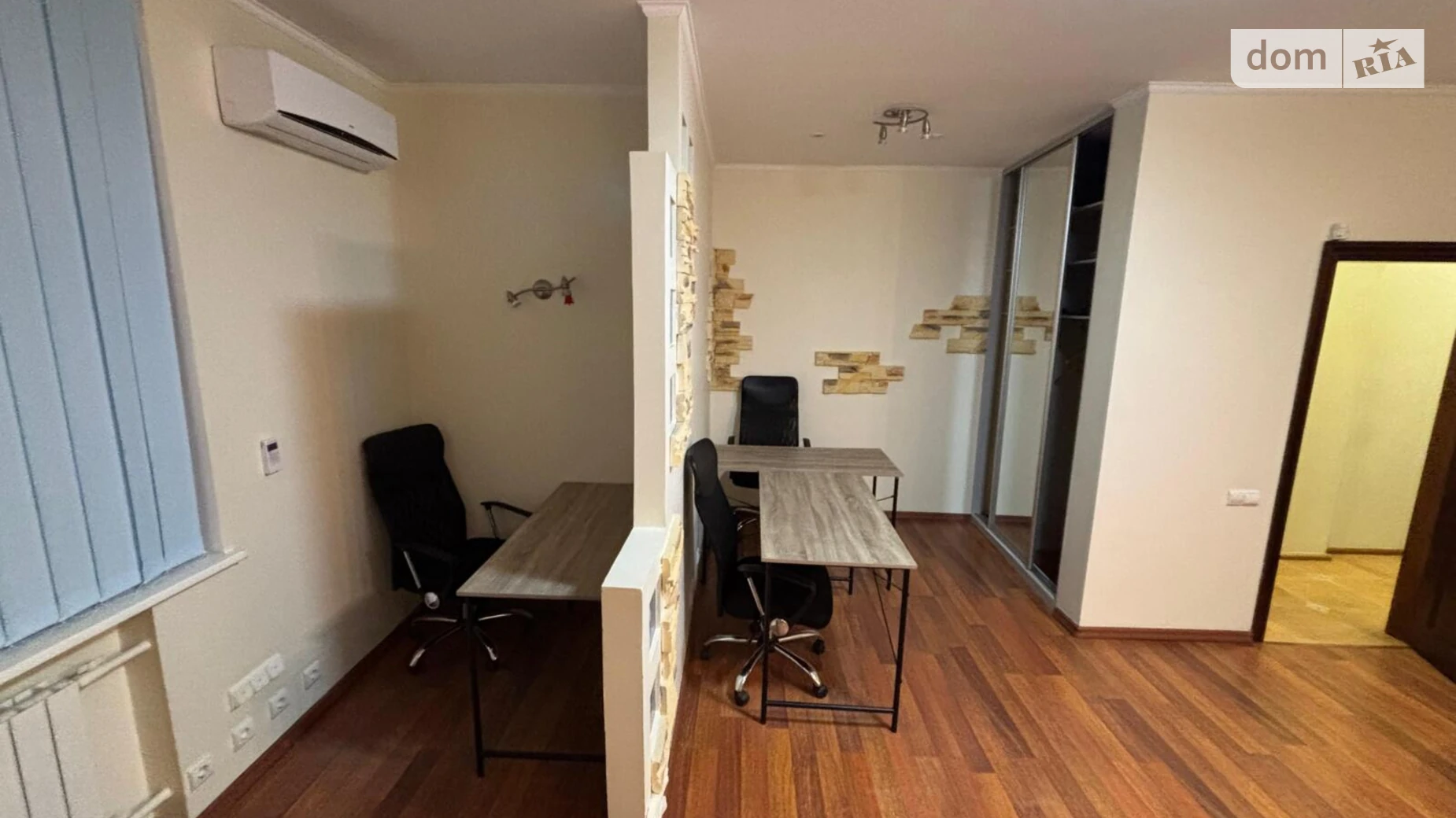 Сдается в аренду офис 63.8 кв. м в бизнес-центре, цена: 24000 грн - фото 2