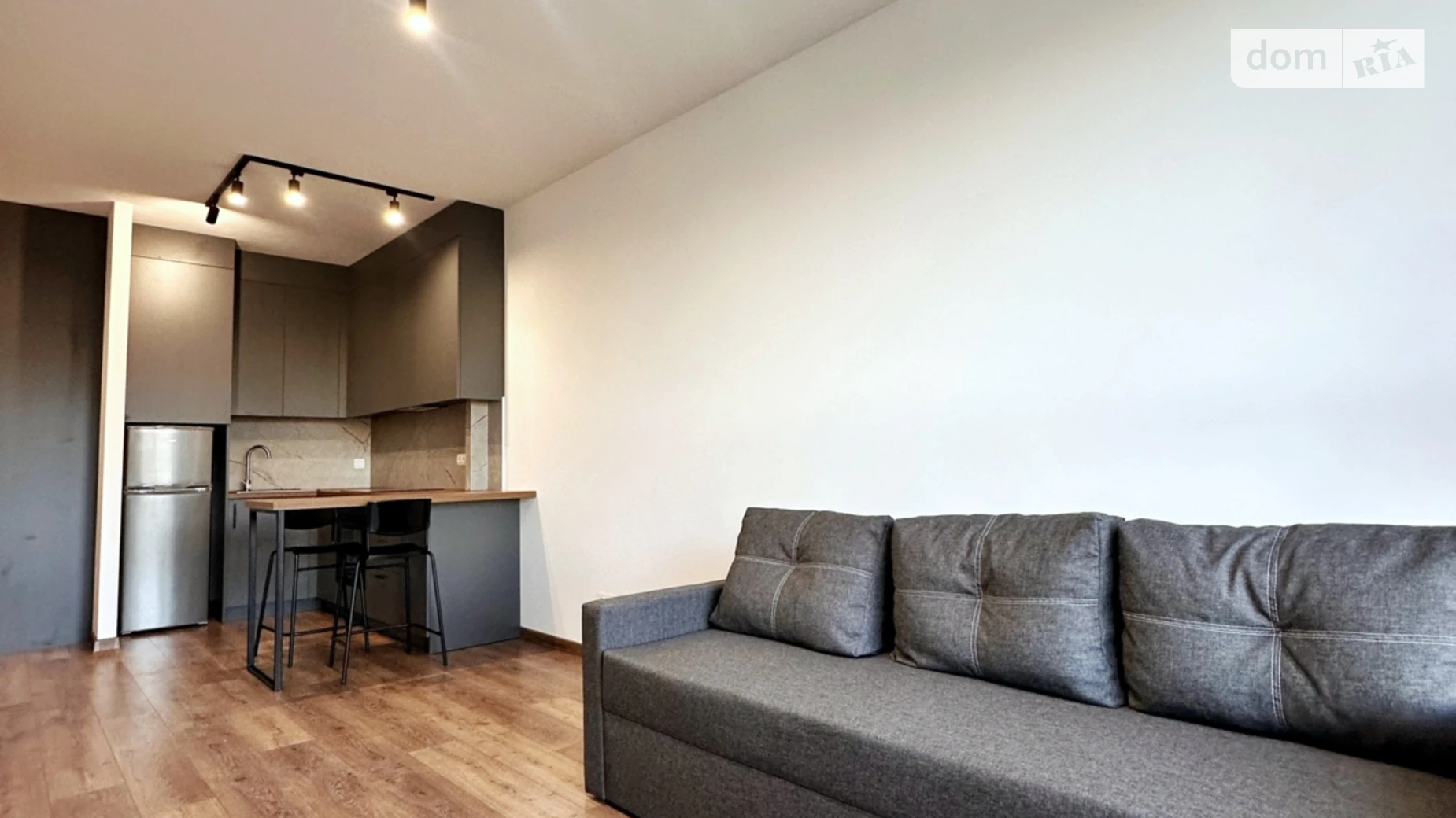 Сдается в аренду 1-комнатная квартира 29 кв. м в Львове, ул. Миклеша Карла, 20Б - фото 3