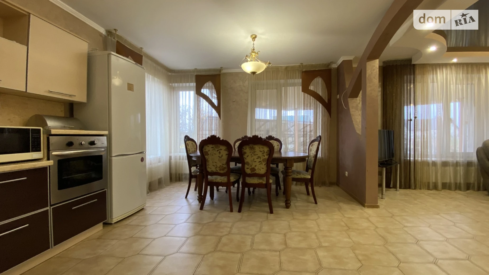 Продается дом на 2 этажа 250 кв. м с верандой, цена: 270000 $ - фото 3