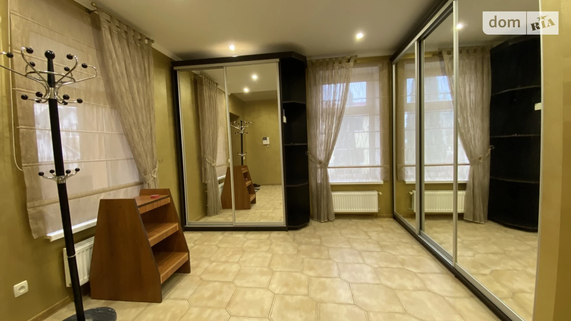 Продается дом на 2 этажа 250 кв. м с верандой, цена: 270000 $ - фото 4