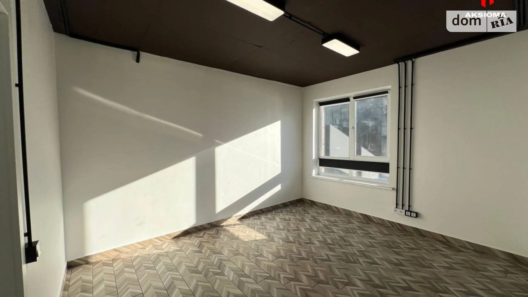 Сдается в аренду офис 85.3 кв. м в бизнес-центре, цена: 1024 $ - фото 3