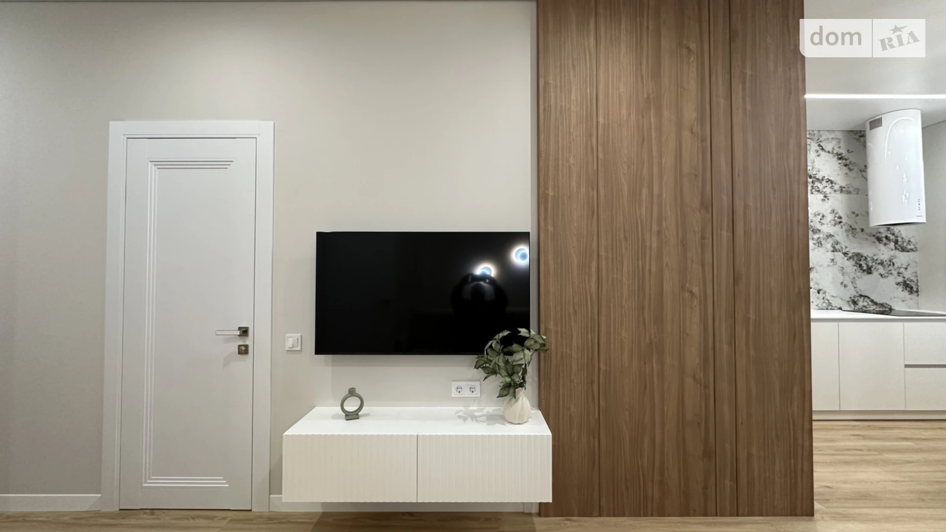 Продается 2-комнатная квартира 65 кв. м в Одессе, ул. Краснова, 3 корпус 66 - фото 2