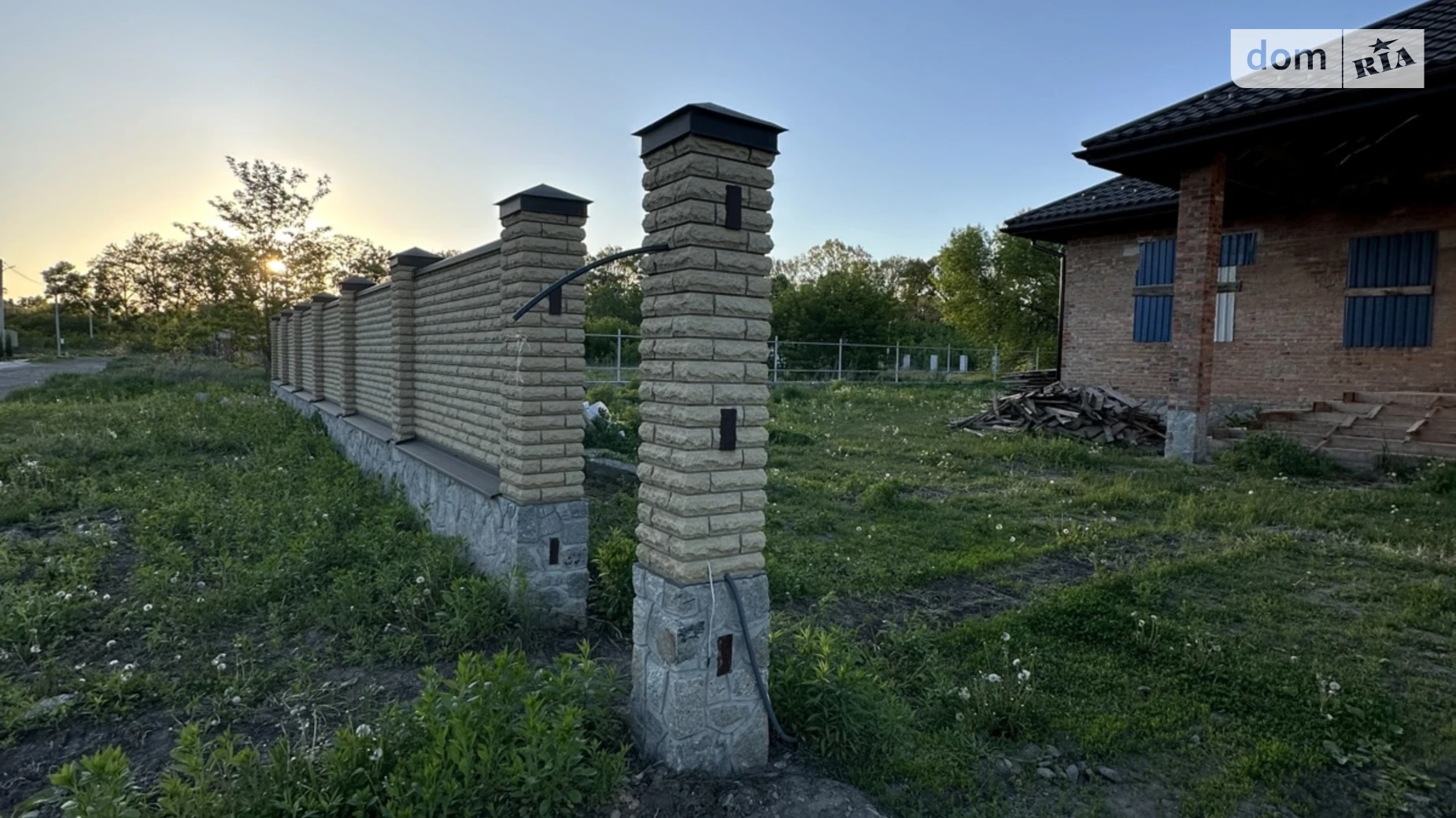 Продается дом на 2 этажа 190 кв. м с беседкой, цена: 750 $ - фото 3