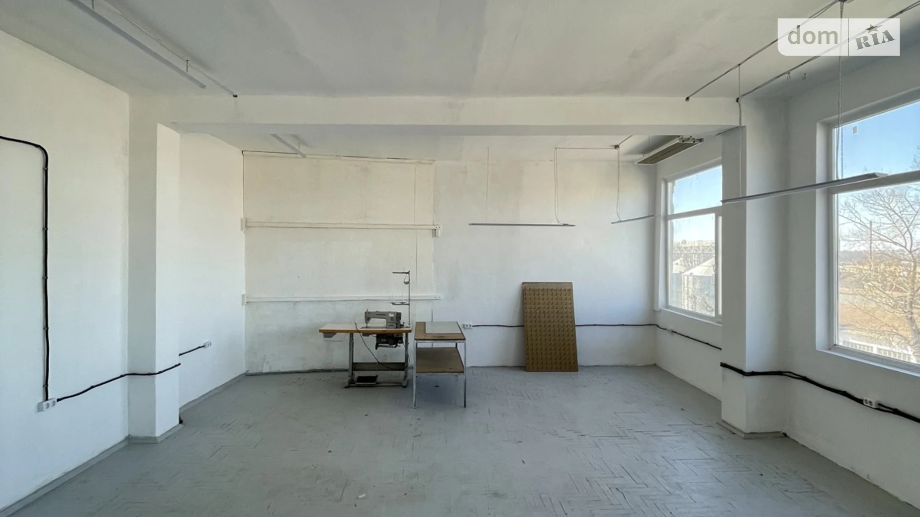 Сдается в аренду офис 55 кв. м в бизнес-центре, цена: 7200 грн - фото 4