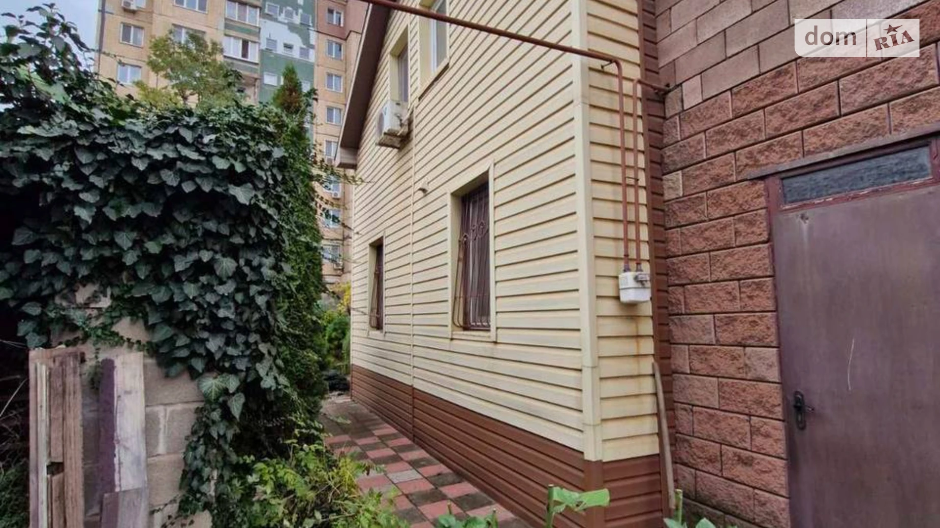 Продается дом на 2 этажа 117 кв. м с гаражом, цена: 57000 $ - фото 2