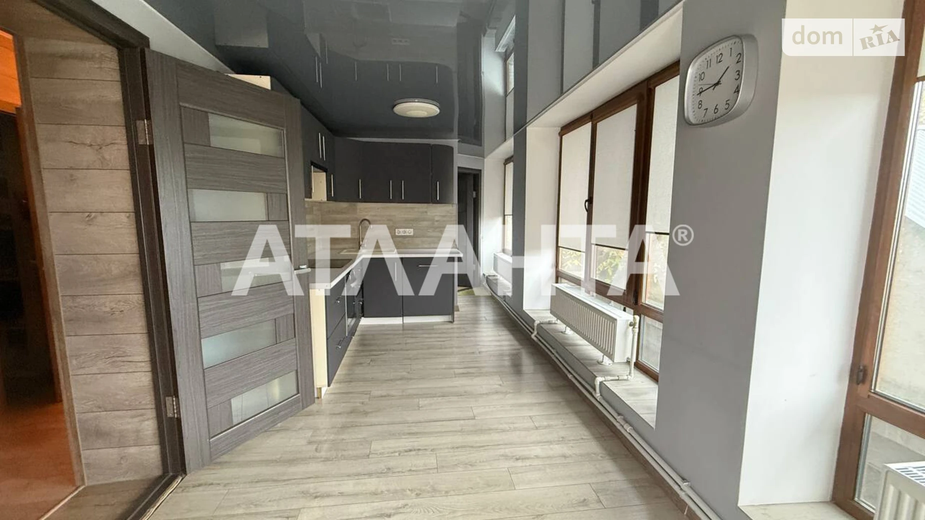 Продается дом на 3 этажа 780 кв. м с камином, цена: 850000 $ - фото 4