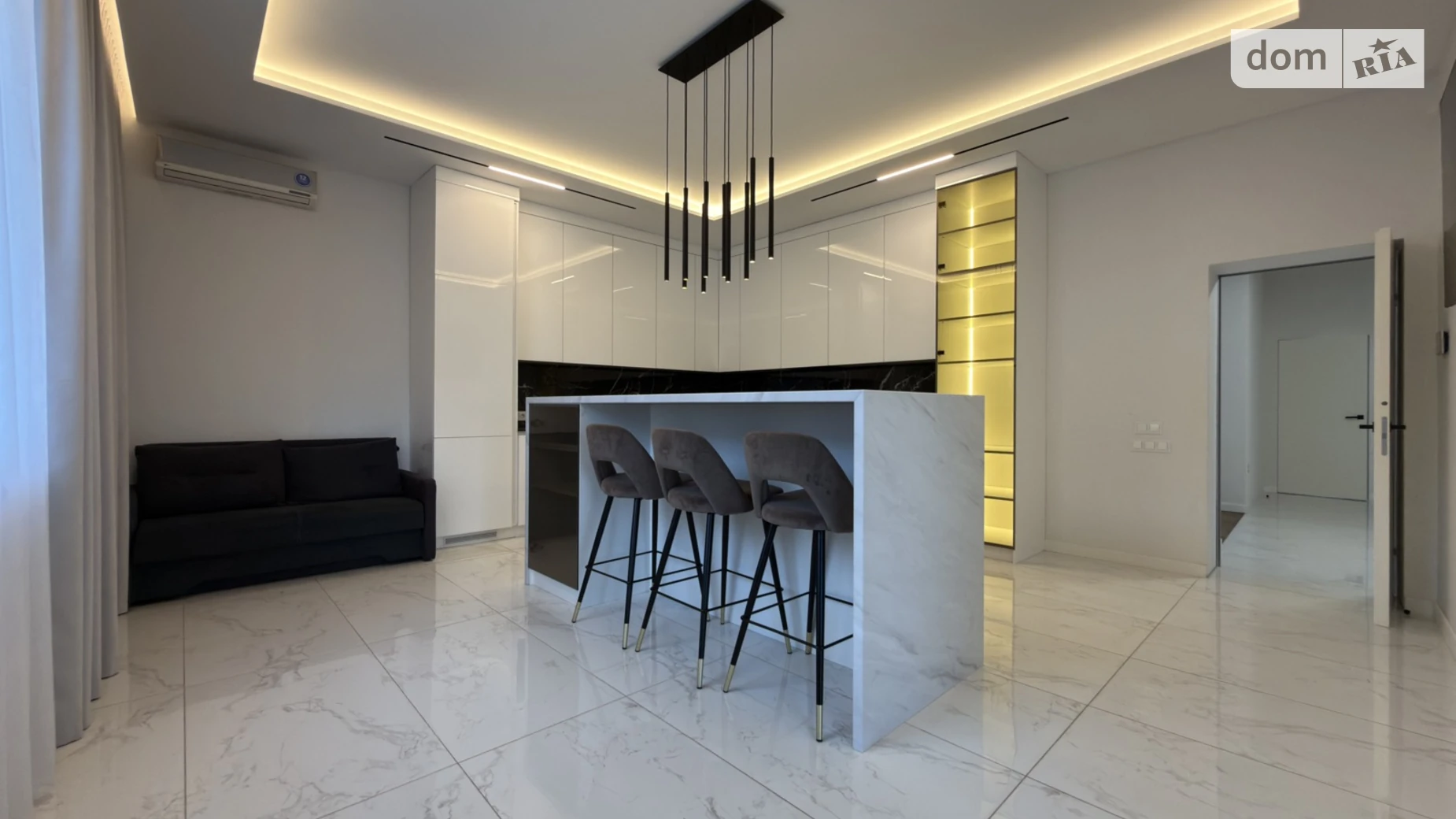 Сдается в аренду дом на 3 этажа 400 кв. м с мансардой, цена: 3000 $ - фото 4