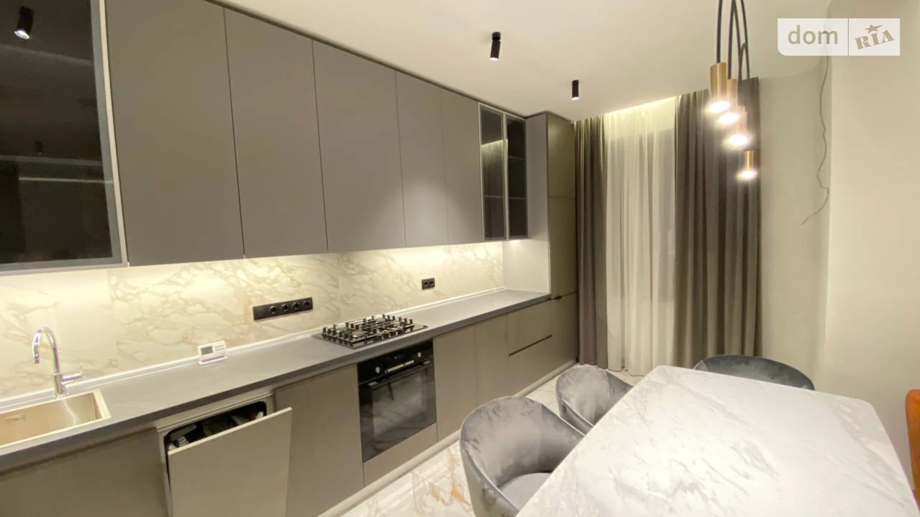 Здається в оренду 2-кімнатна квартира 71 кв. м у Одесі, цена: 2300 $ - фото 2