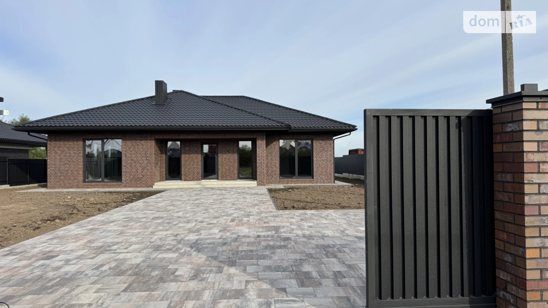 Продается одноэтажный дом 162 кв. м с бассейном, цена: 180000 $ - фото 4