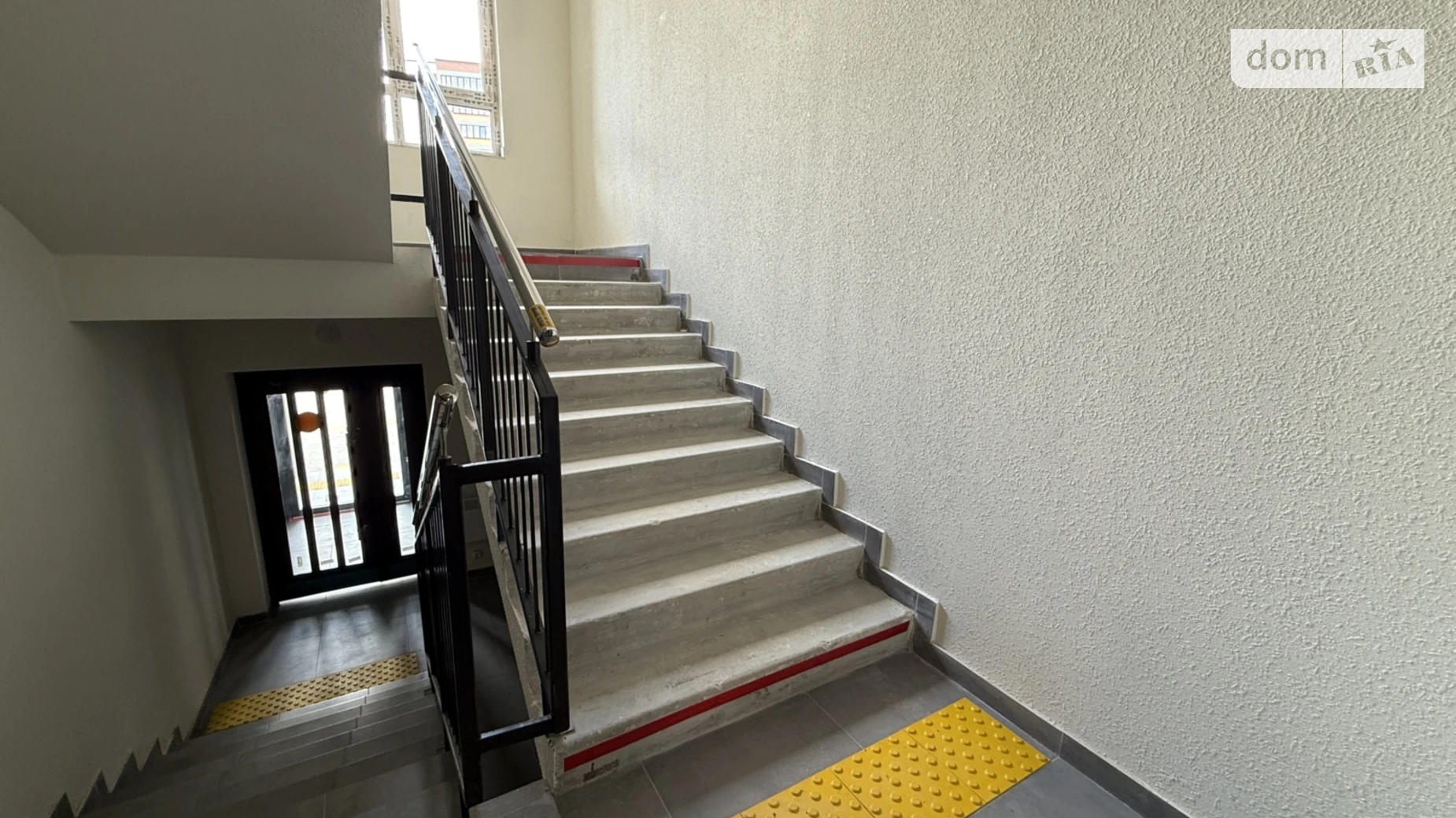 2-комнатная квартира 60 кв. м в Тернополе, Подволочиское шоссе - фото 3