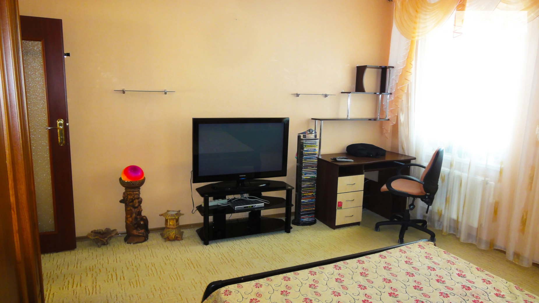 Сдается в аренду 1-комнатная квартира 45 кв. м в Одессе, ул. Яши Гордиенко, 13 - фото 4