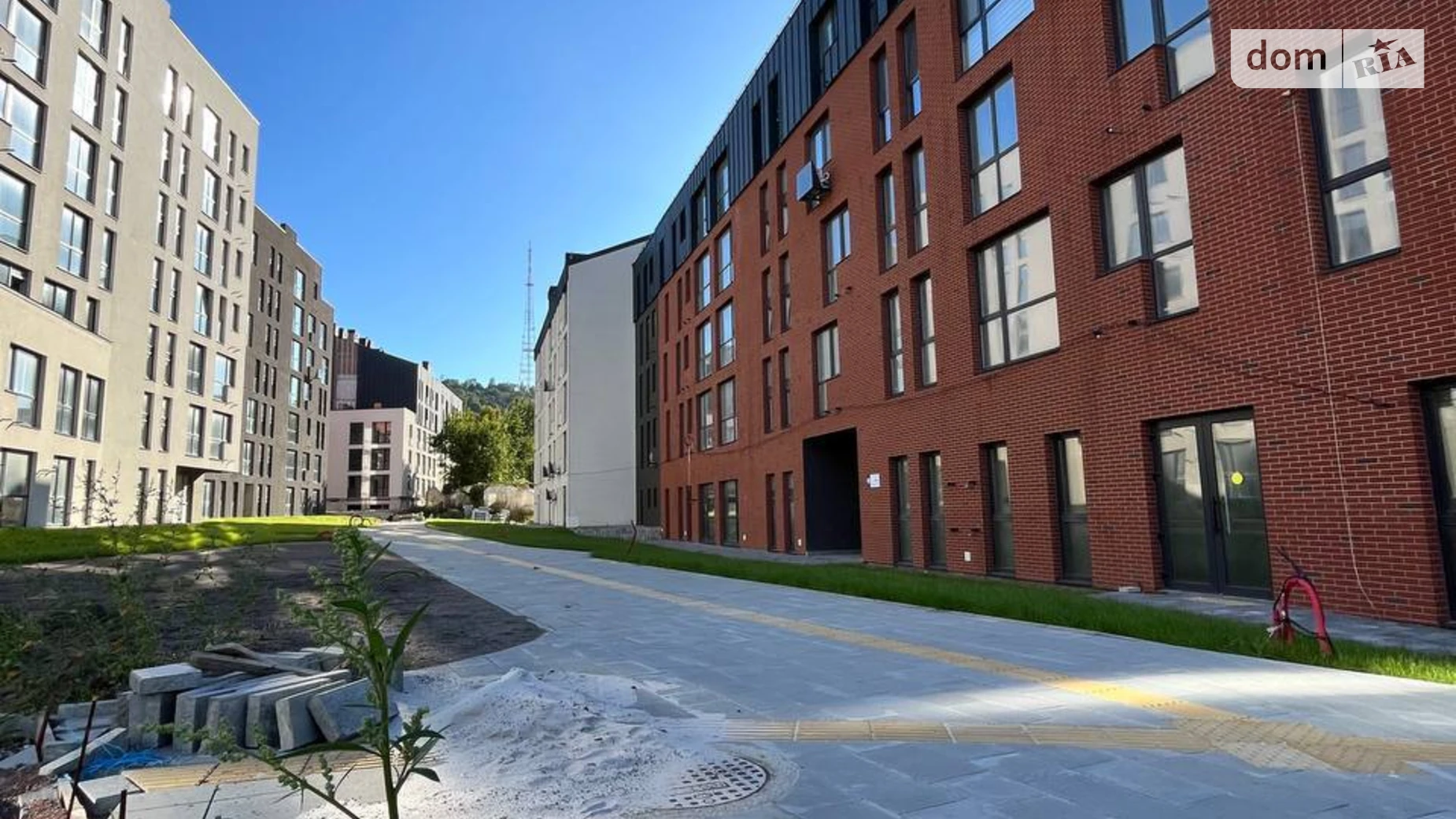 Продається 1-кімнатна квартира 54.4 кв. м у Львові, вул. Волинська, 9Б - фото 2