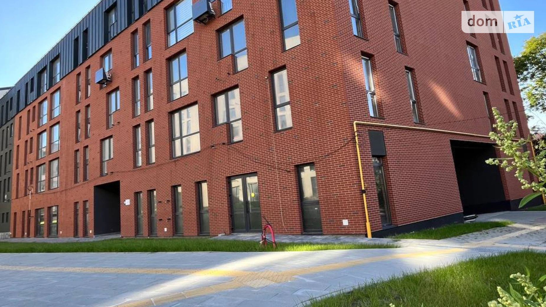 Продається 1-кімнатна квартира 54.4 кв. м у Львові, вул. Волинська, 9Б - фото 3