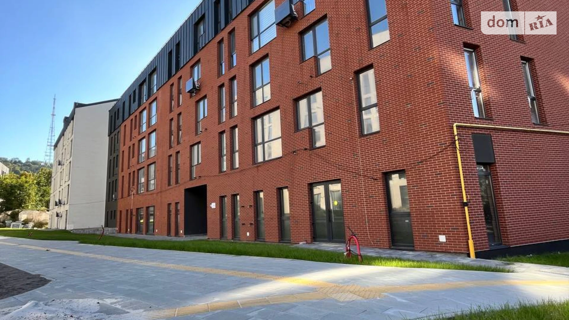 Продається 1-кімнатна квартира 54.4 кв. м у Львові, вул. Волинська, 9Б - фото 4