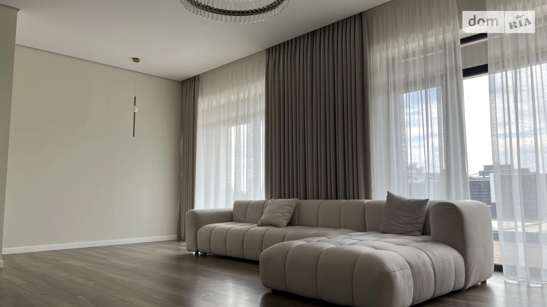 Продается одноэтажный дом 203.1 кв. м с балконом, цена: 620000 $ - фото 2