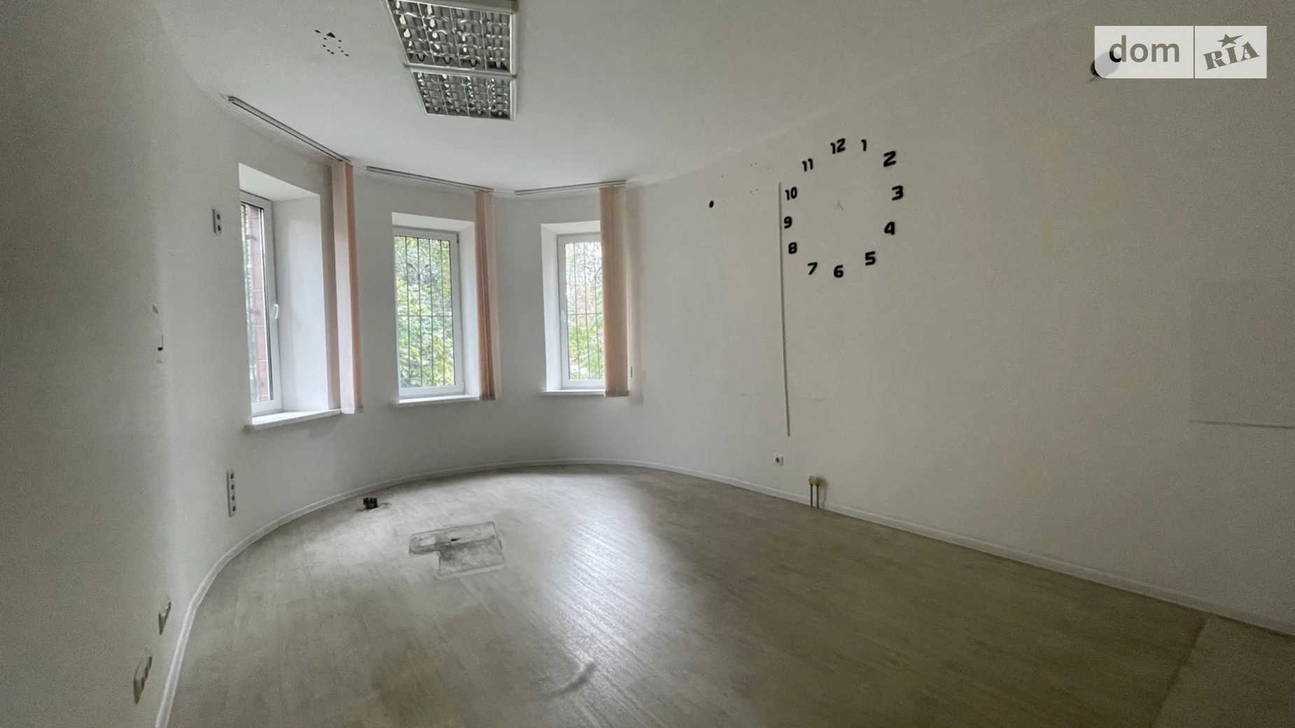 Сдается в аренду помещения свободного назначения 194 кв. м в 9-этажном здании, цена: 45000 грн - фото 4