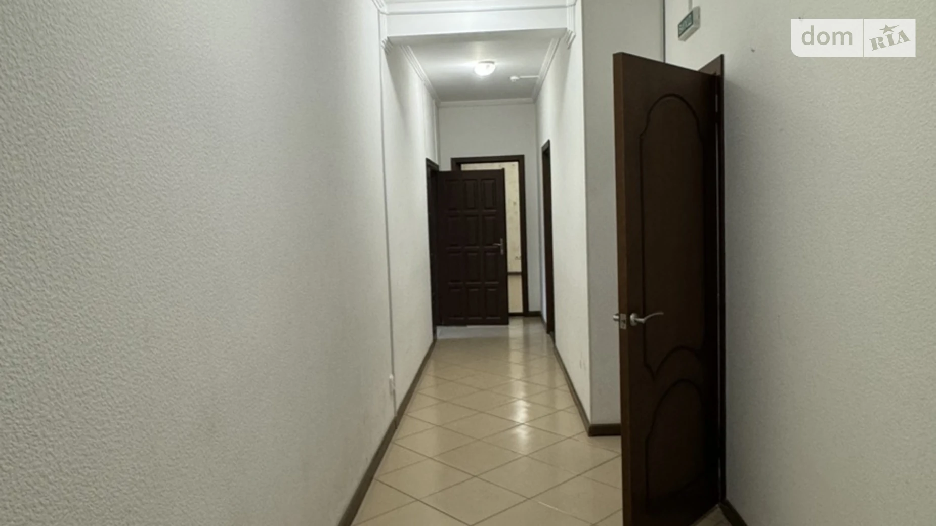 Сдается в аренду помещения свободного назначения 131 кв. м в 5-этажном здании, цена: 26000 грн - фото 4