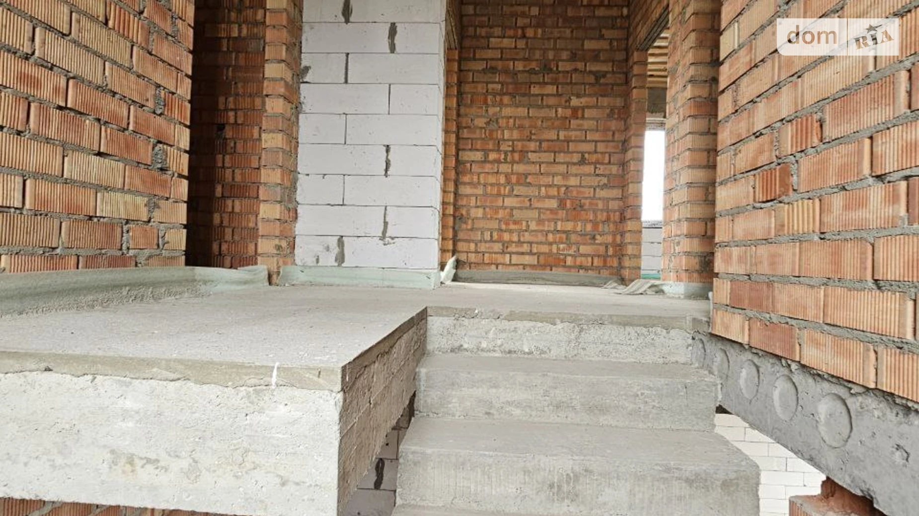 Продается дом на 2 этажа 239.8 кв. м с беседкой, цена: 200000 $ - фото 3