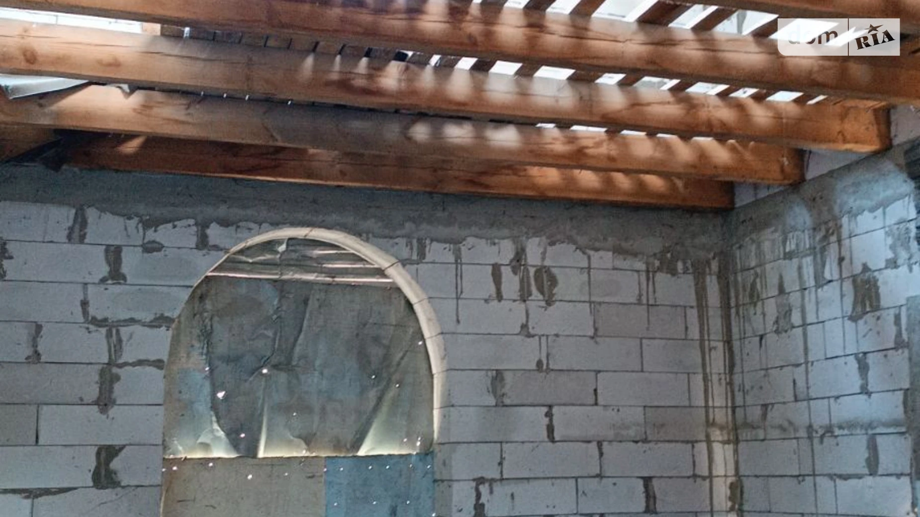 Продается дом на 2 этажа 212.8 кв. м с беседкой, цена: 50000 $ - фото 5