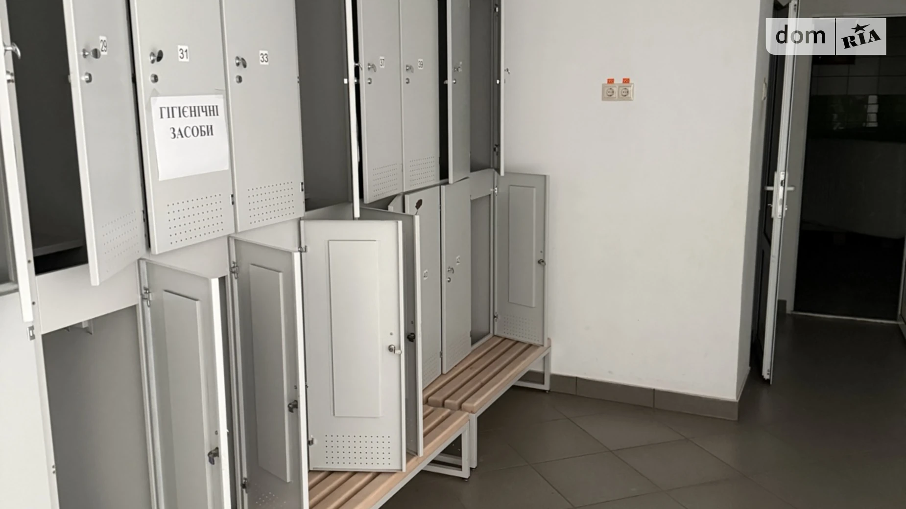 Продается помещения свободного назначения 935 кв. м в 2-этажном здании, цена: 550000 $ - фото 4