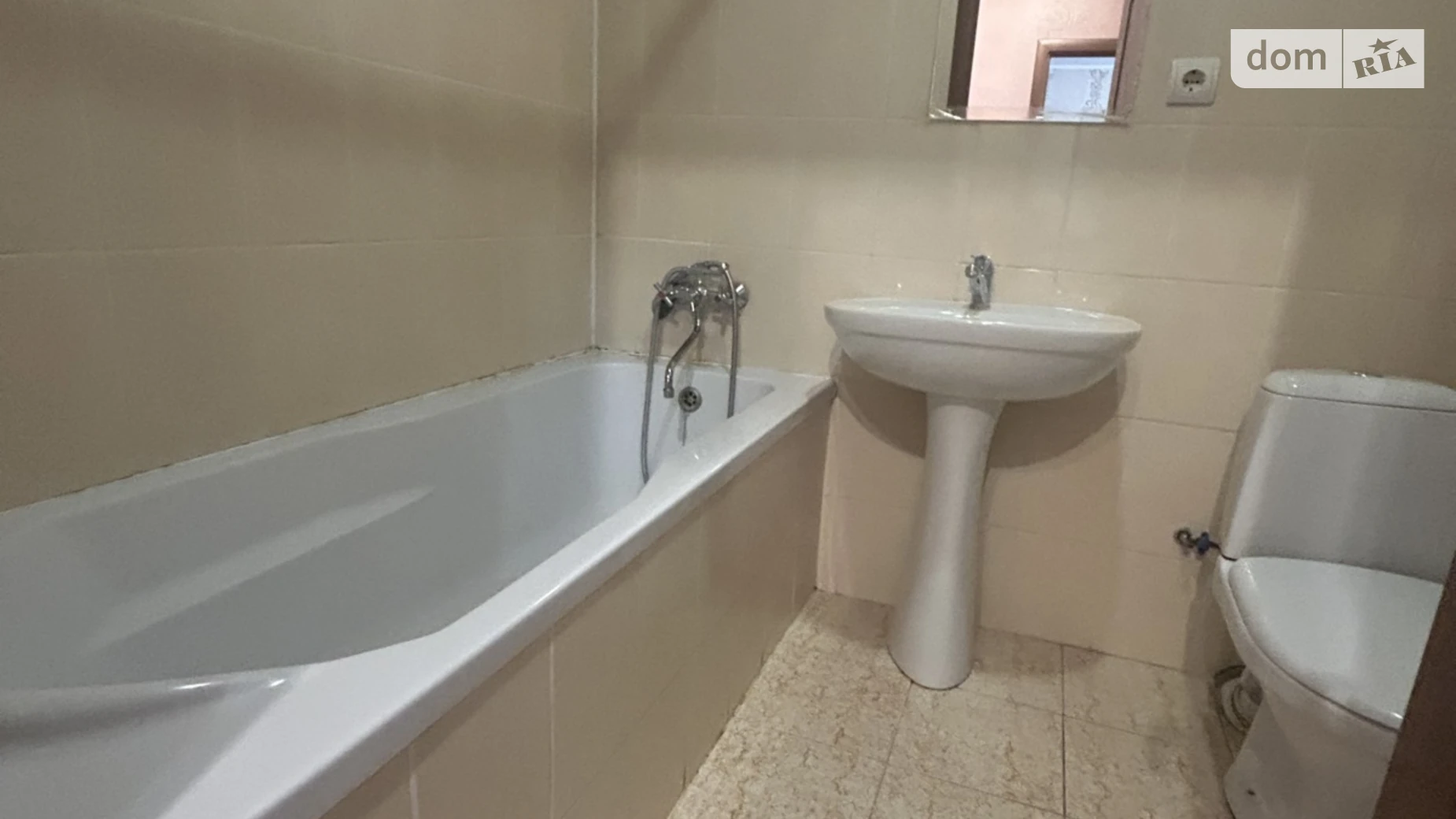 1-комнатная квартира 43 кв. м в Тернополе, ул. Сахарова Андрея Академика, 7 - фото 4