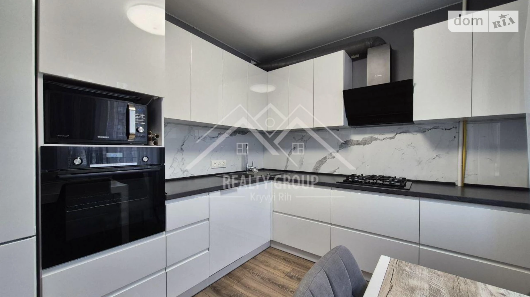 Продается 3-комнатная квартира 69.6 кв. м в Кривом Роге, ул. Лесного - фото 2