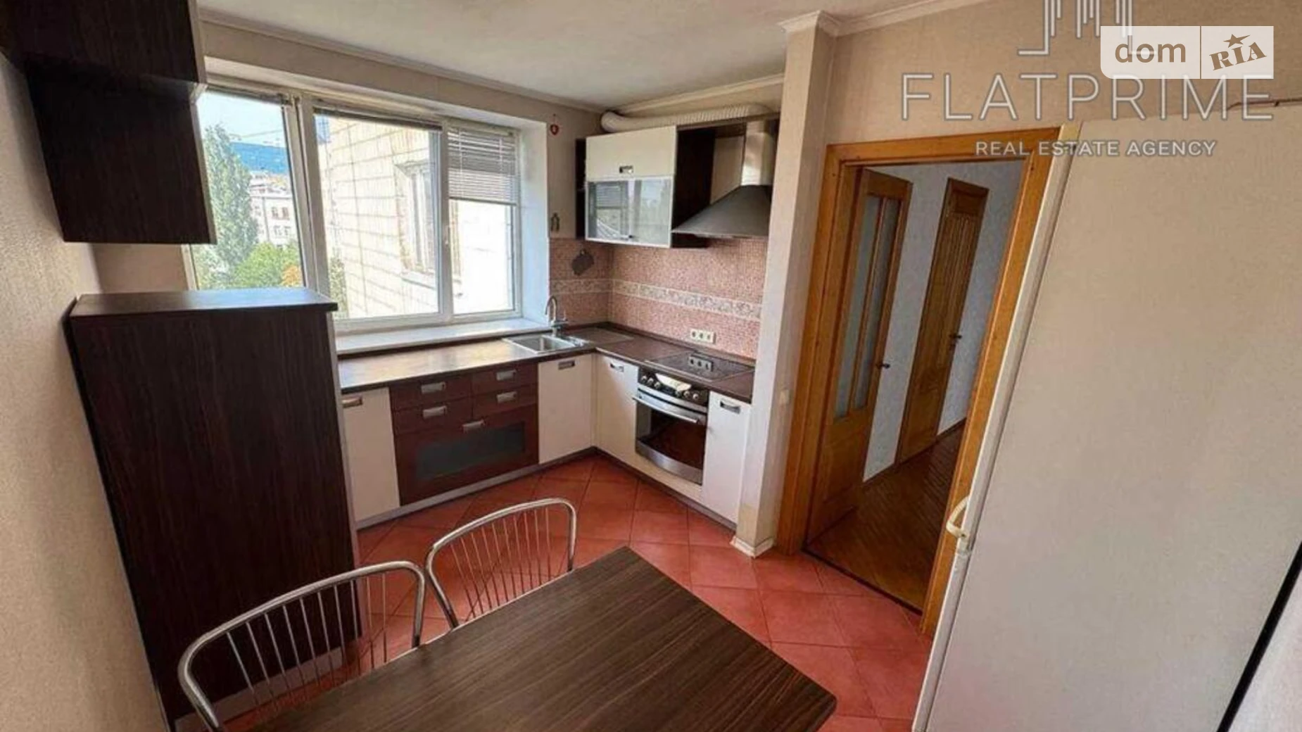 Продается 3-комнатная квартира 70 кв. м в Киеве, ул. Юрия Ильенко, 63 - фото 2