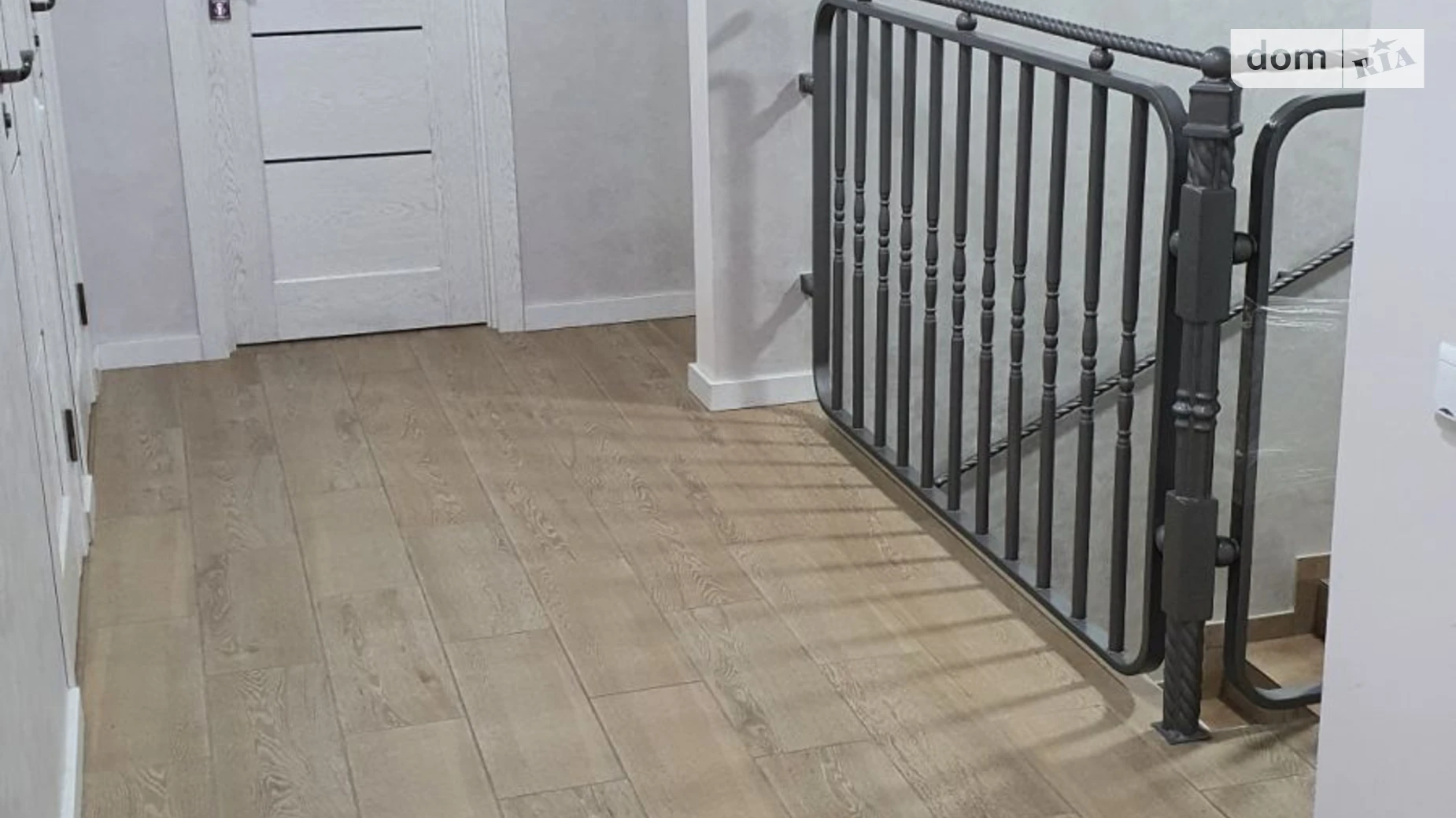 Продается дом на 2 этажа 239.9 кв. м с гаражом, цена: 260000 $ - фото 5