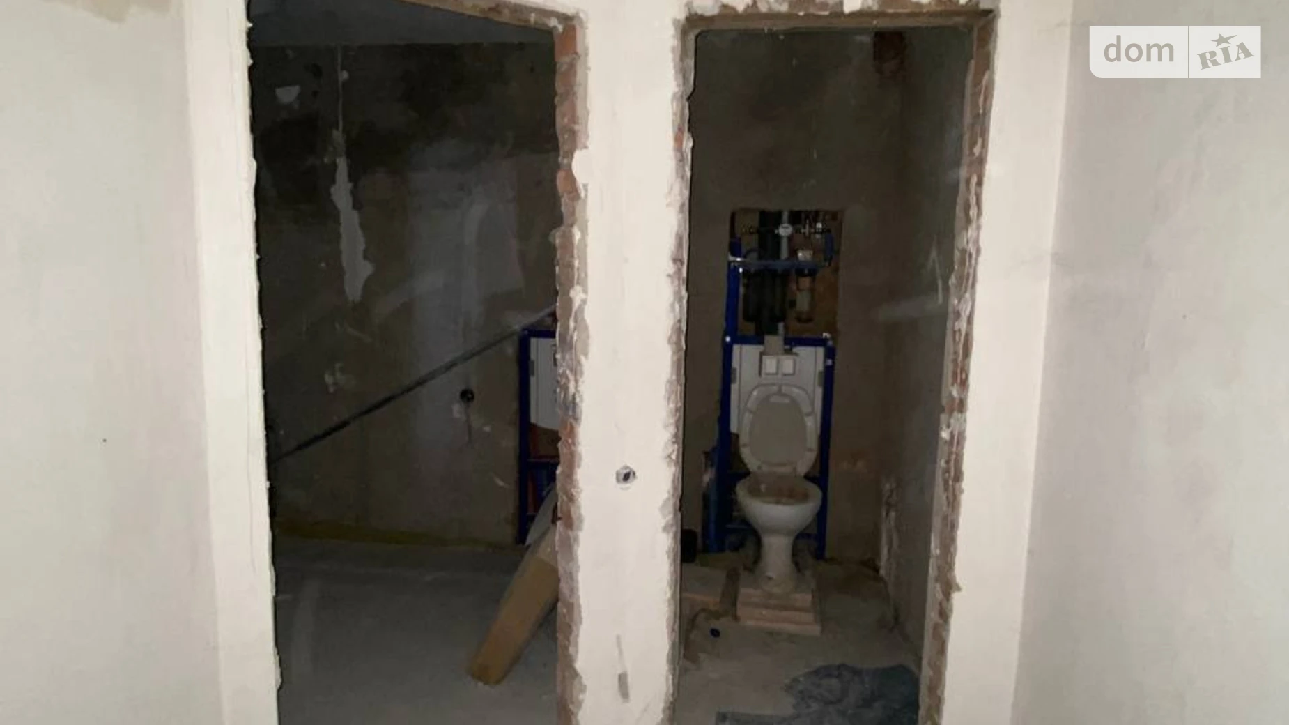 Продается 3-комнатная квартира 100.9 кв. м в, цена: 72000 $ - фото 2