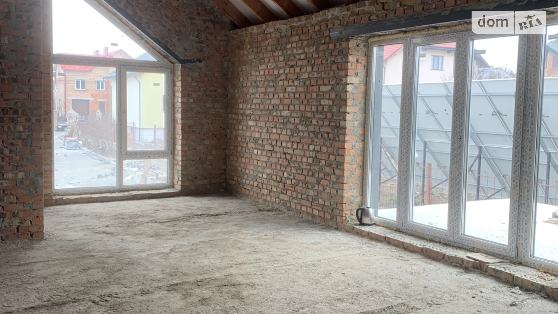 Продается дом на 2 этажа 1808 кв. м с гаражом, цена: 135000 $ - фото 4