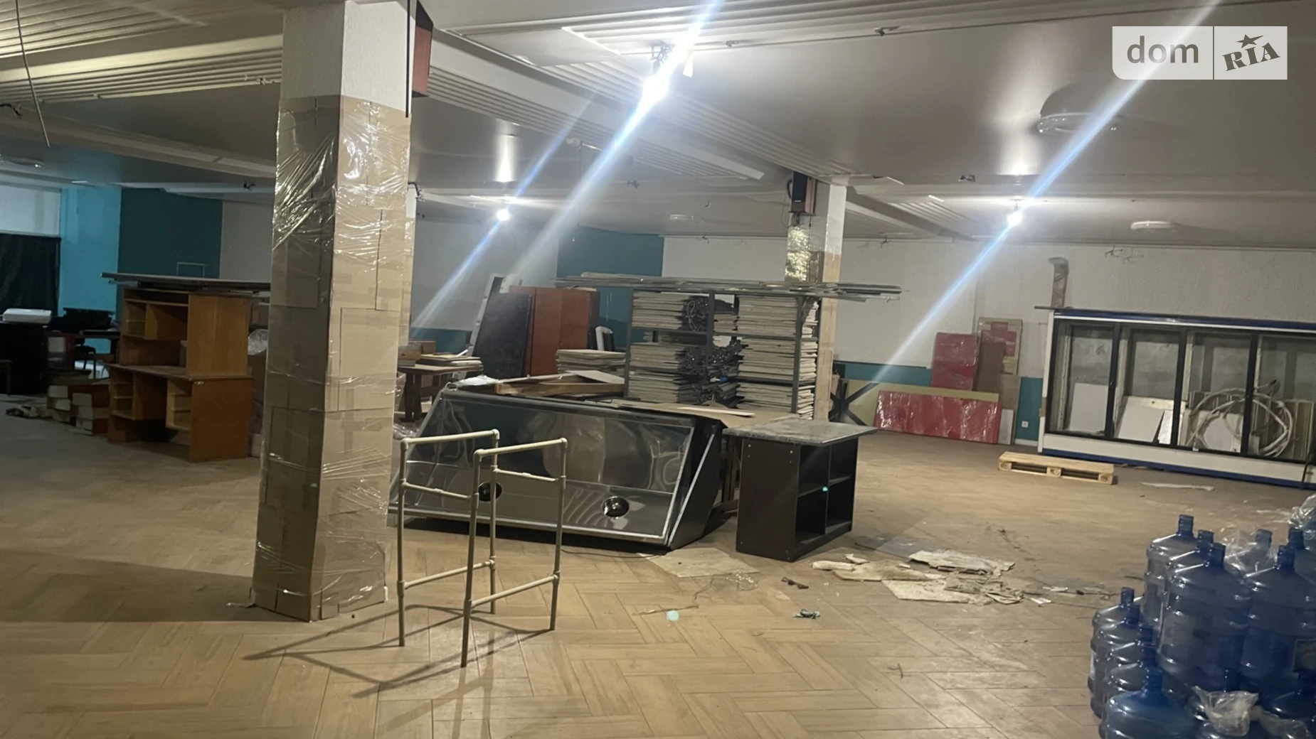 Сдается в аренду объект сферы услуг 294 кв. м в 1-этажном здании, цена: 58800 грн - фото 2