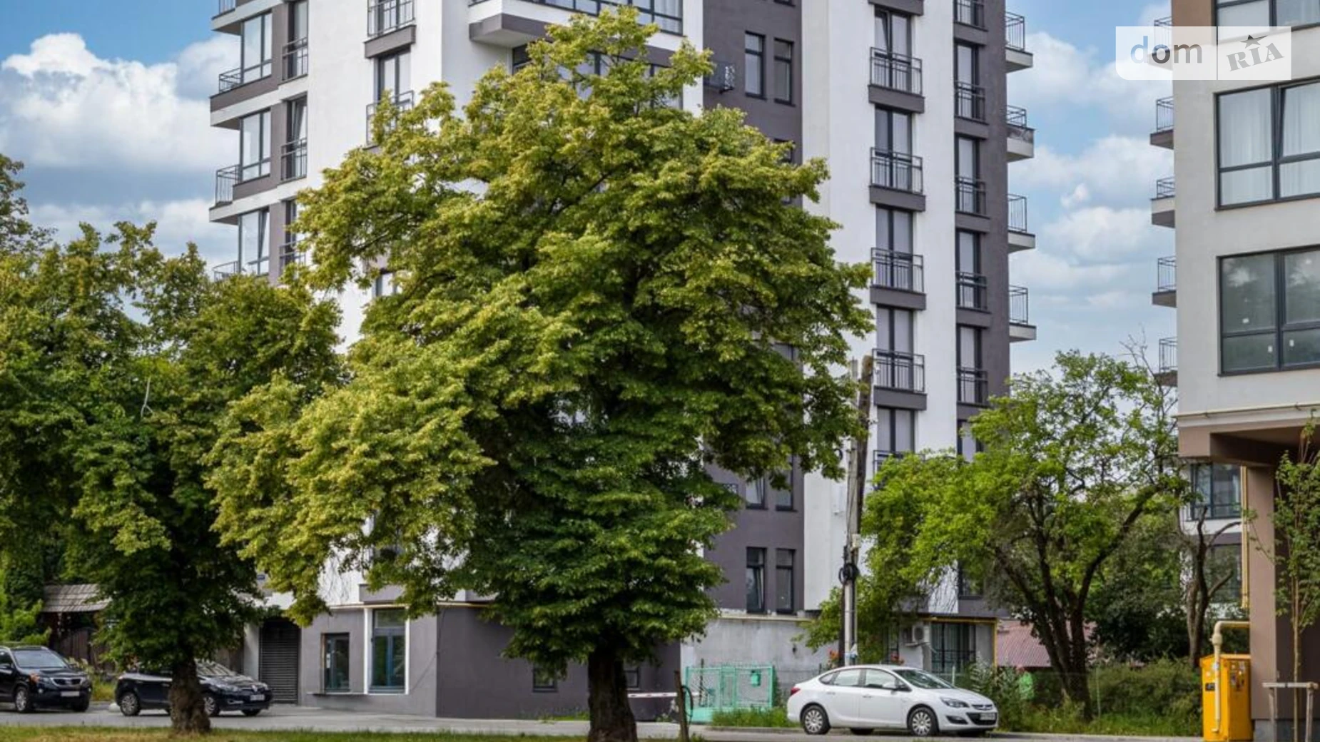 Продается 3-комнатная квартира 89.4 кв. м в Львове, ул. Пасечная - фото 2