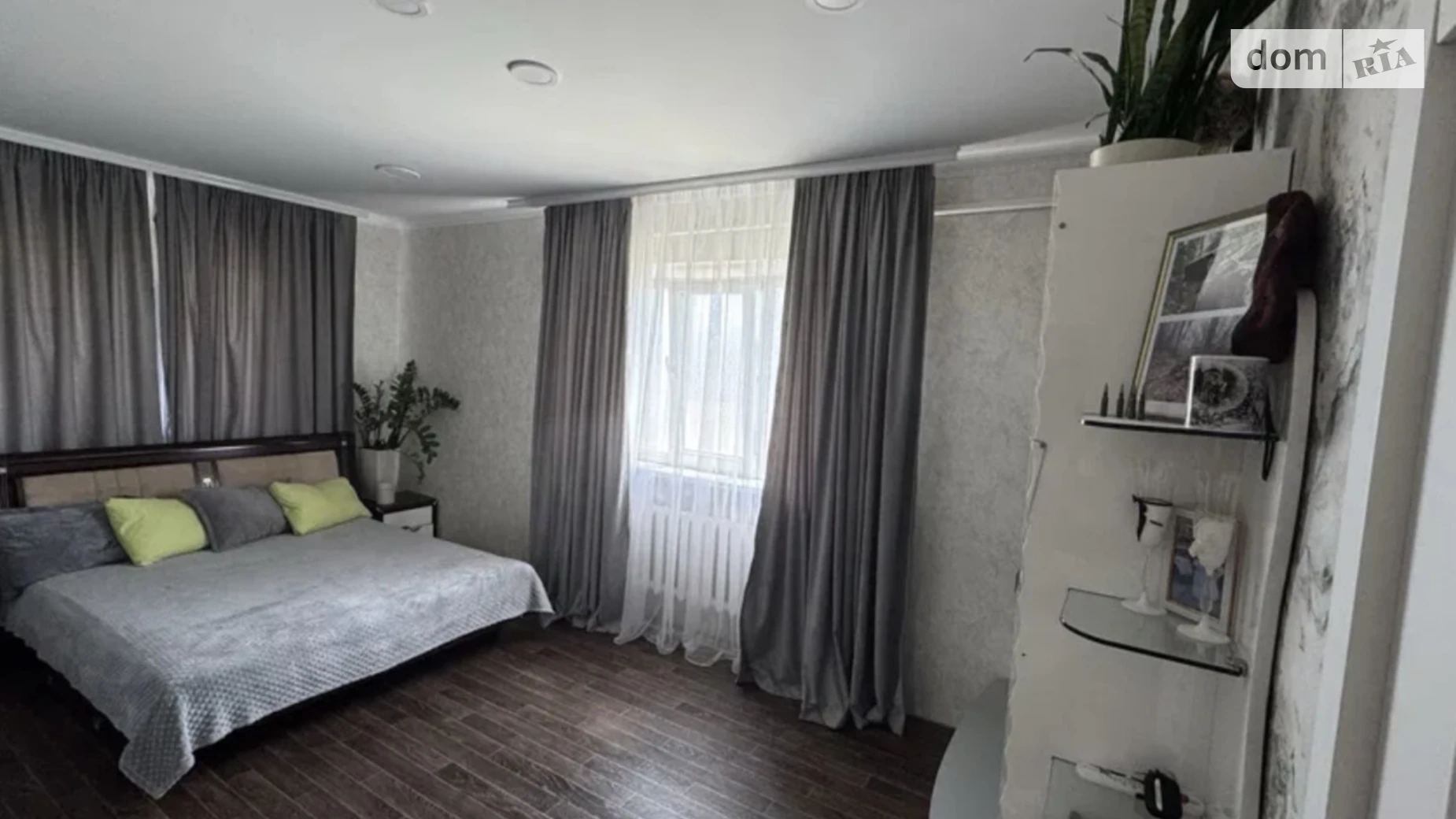 Продается дом на 2 этажа 233 кв. м с баней/сауной, цена: 145000 $ - фото 2